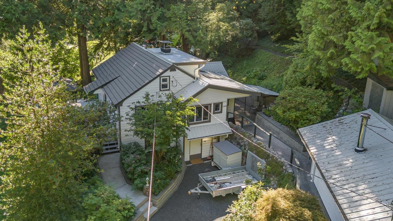 9455 Byrnes Road, Maple Ridge, V2W 1M4 — photo 1