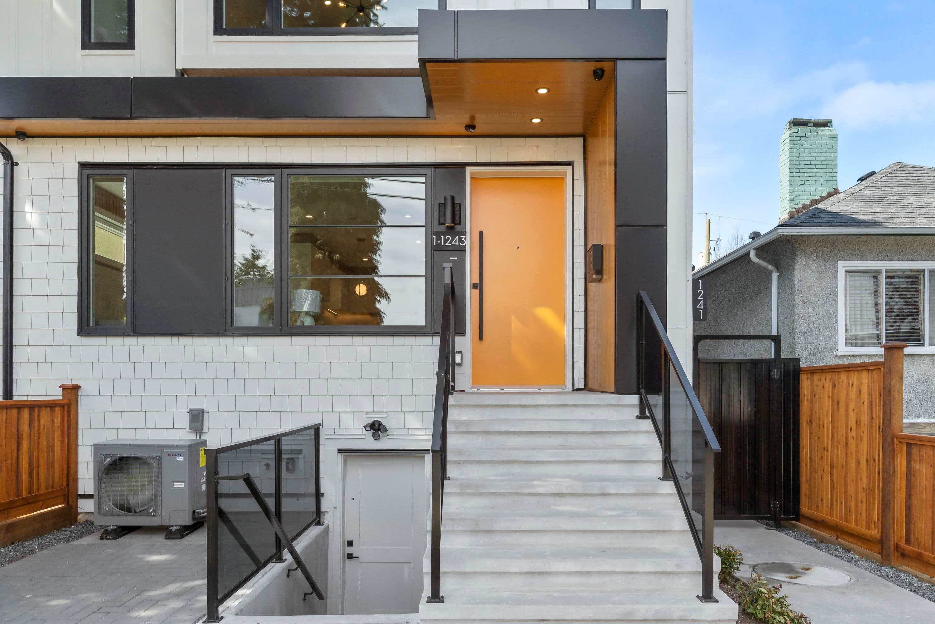 1 - 1243 Nootka Street, Vancouver, V5K 4E6 — photo 2