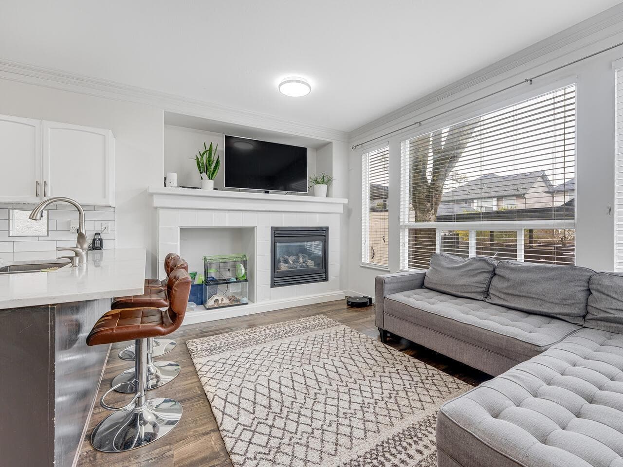 18529 67a Avenue, Surrey, V3S 9B5 — photo 5