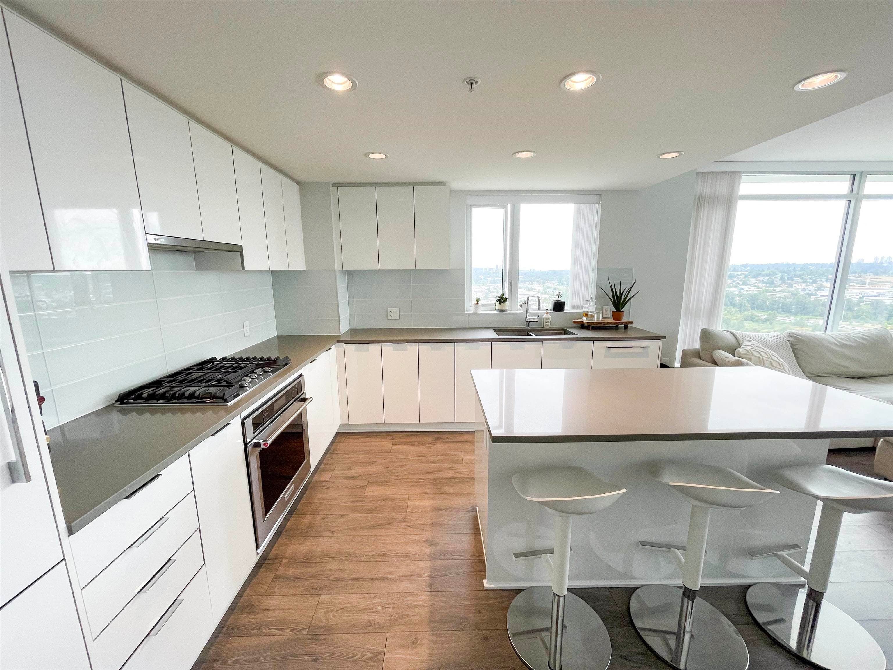 2901 - 2388 Madison Avenue, Burnaby, V5C 0K8 — photo 5