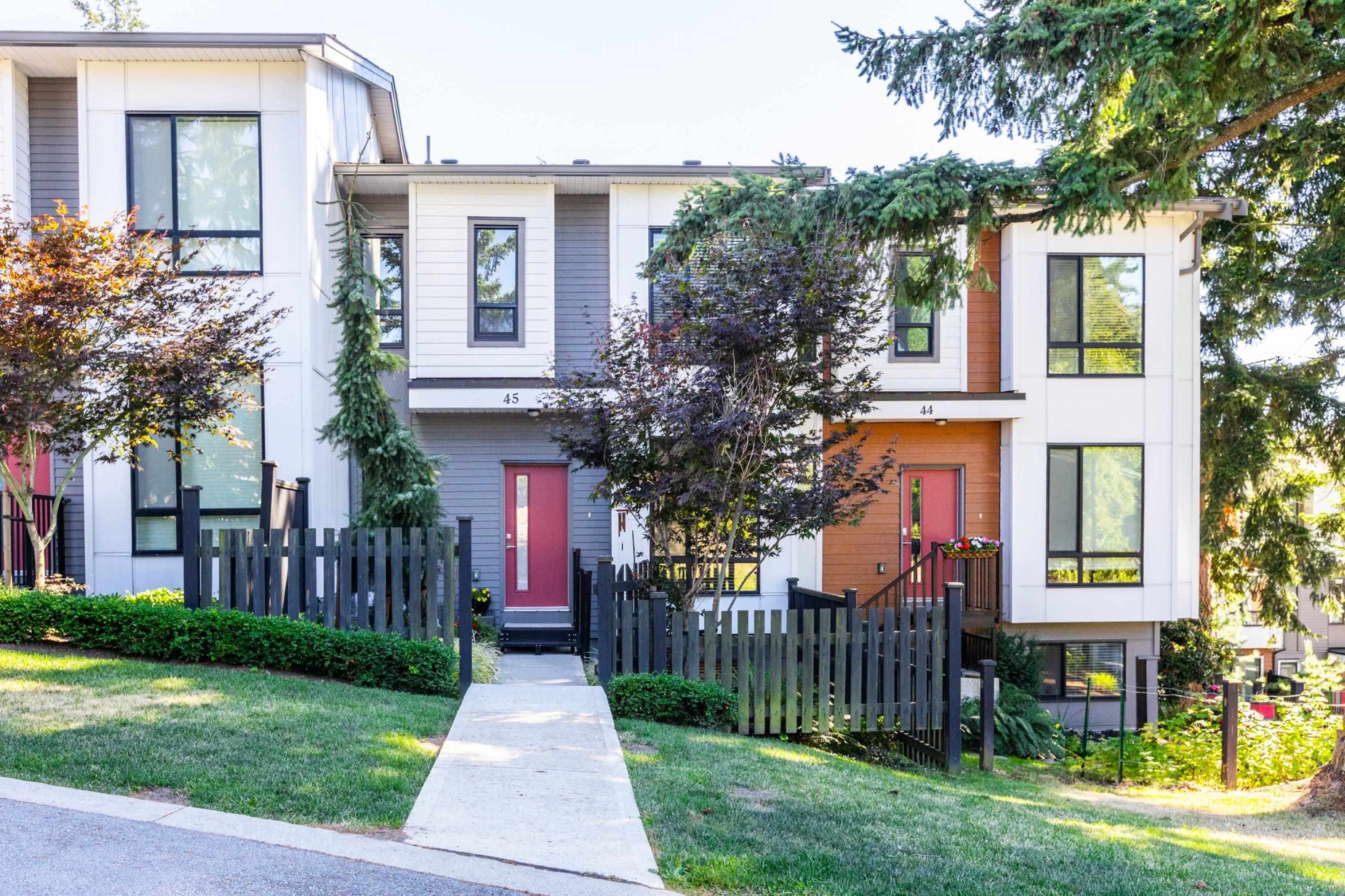 45 - 16433 19 Avenue, Surrey, V3Z 0Z1 — photo 2
