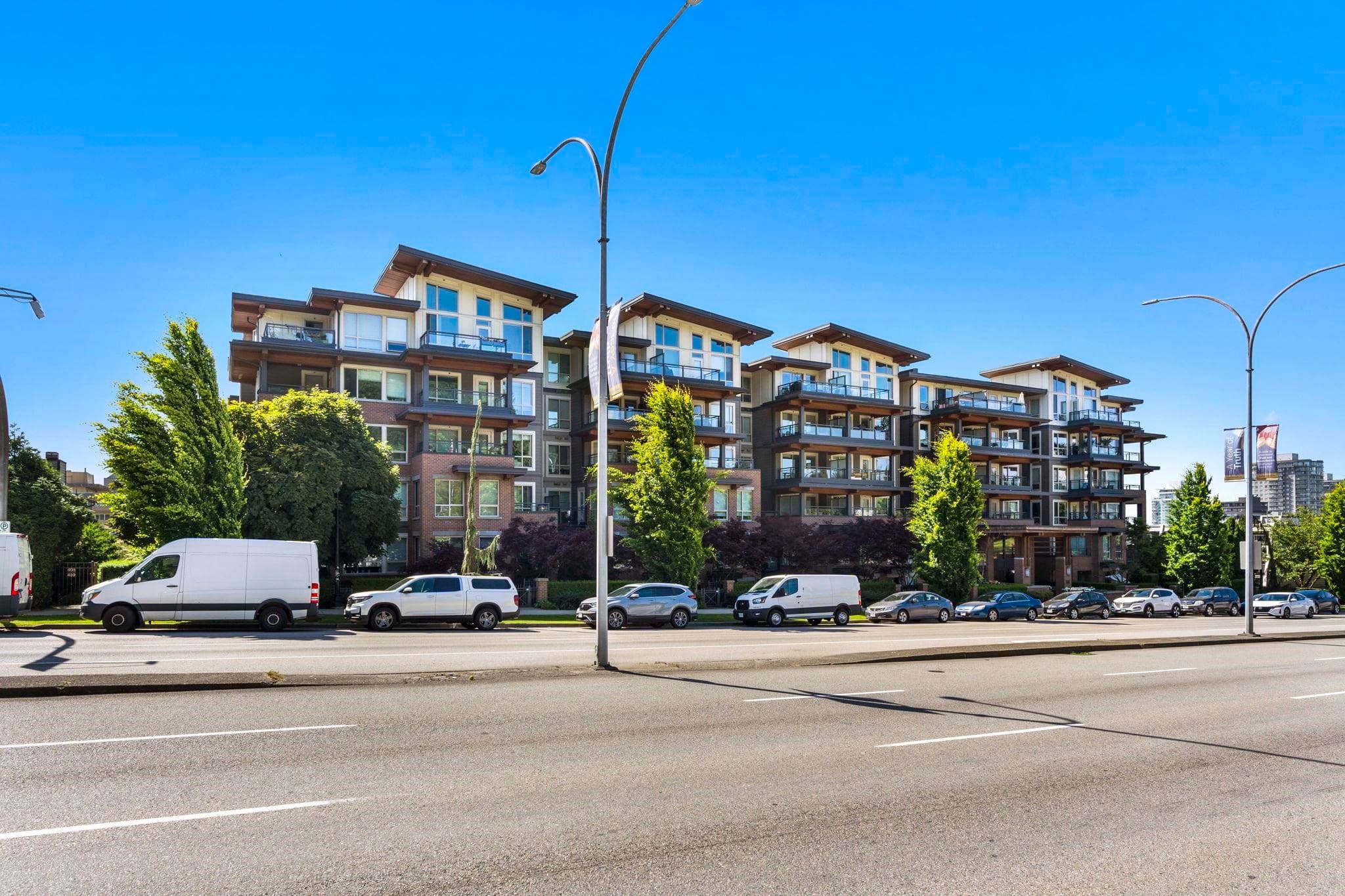 211 - 500 Royal Avenue, New Westminster, V3L 0G5 — photo 3
