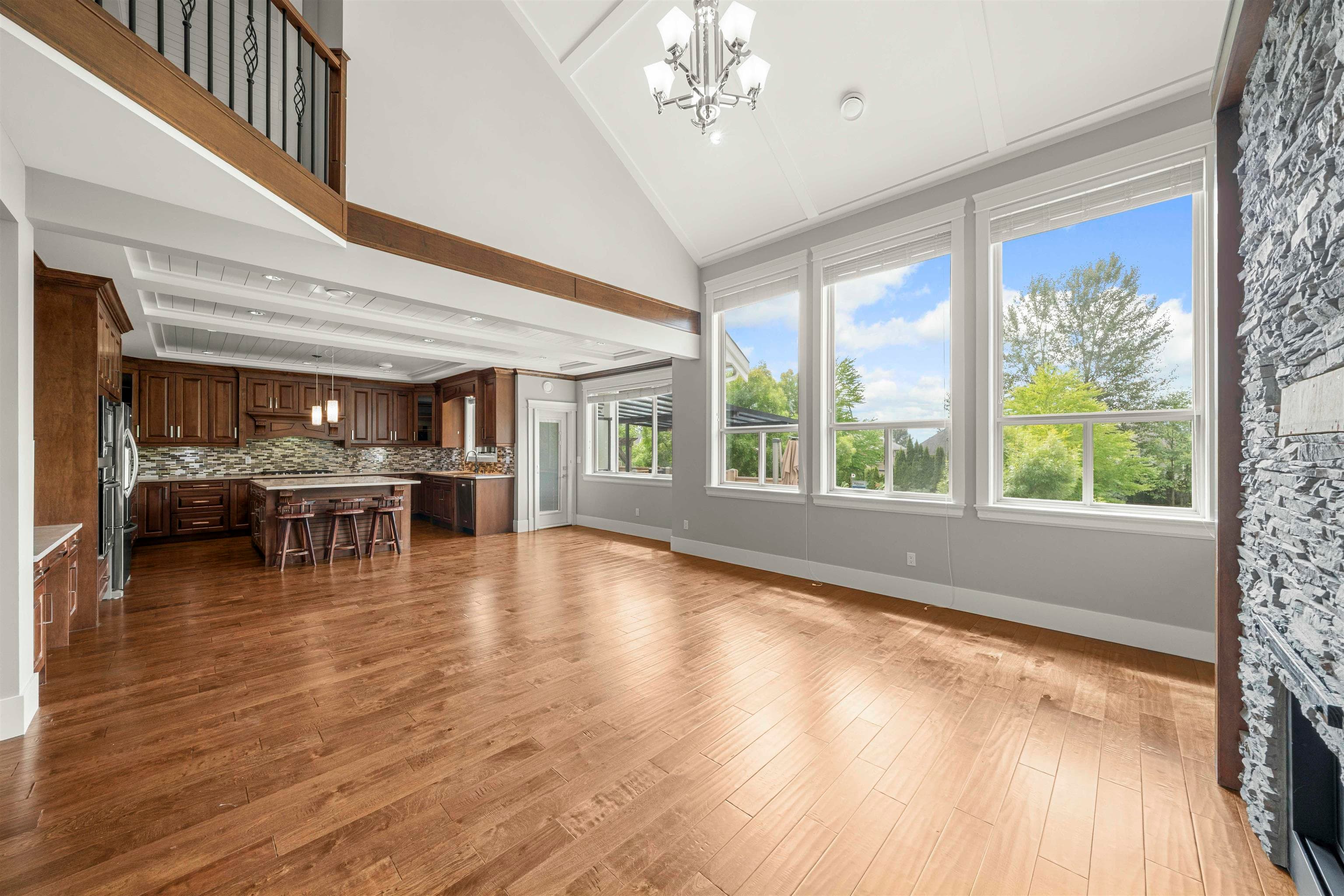 3344 Palisade Place, Coquitlam, V3E 0E2 — photo 5