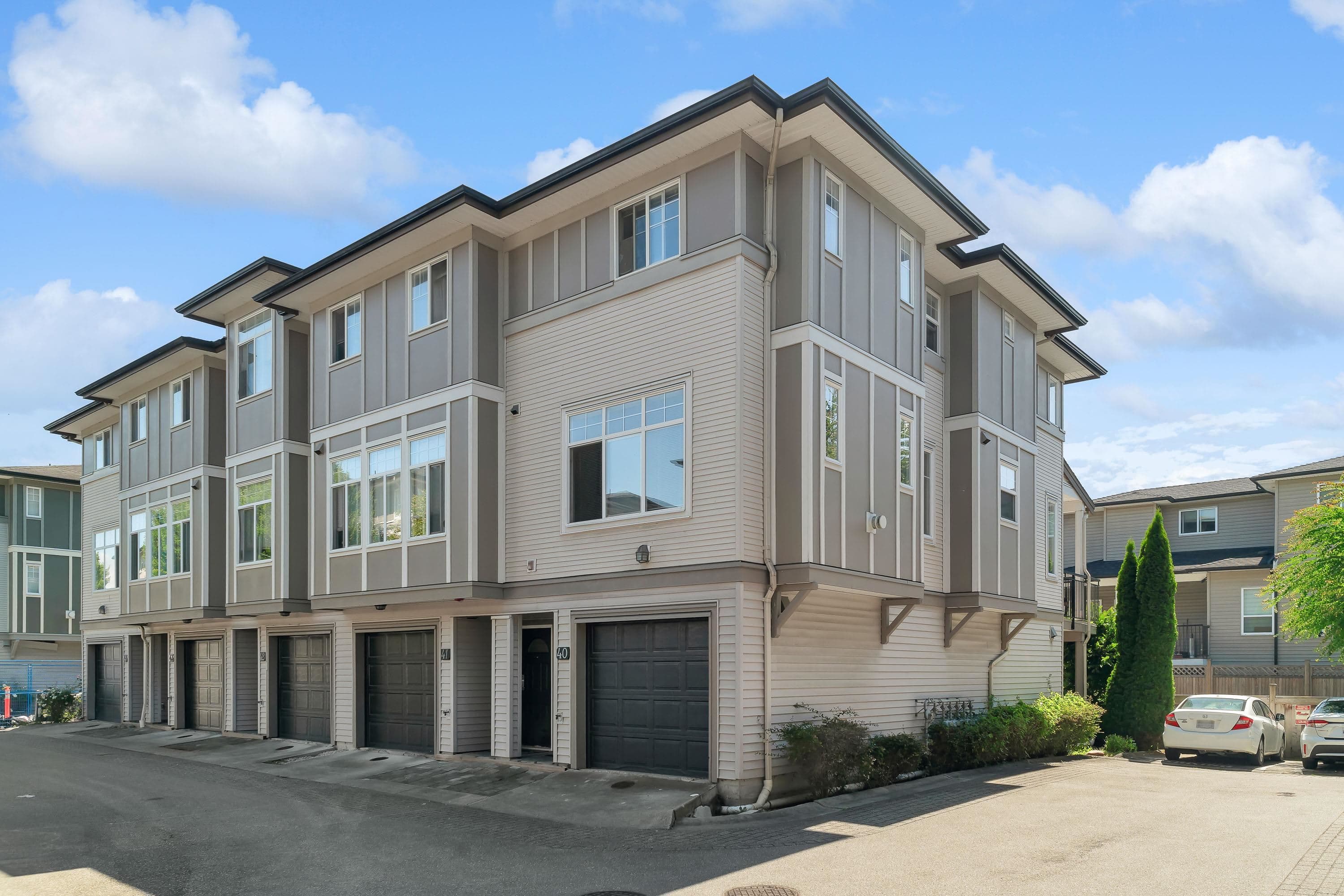 40 - 1010 Ewen Avenue, New Westminster