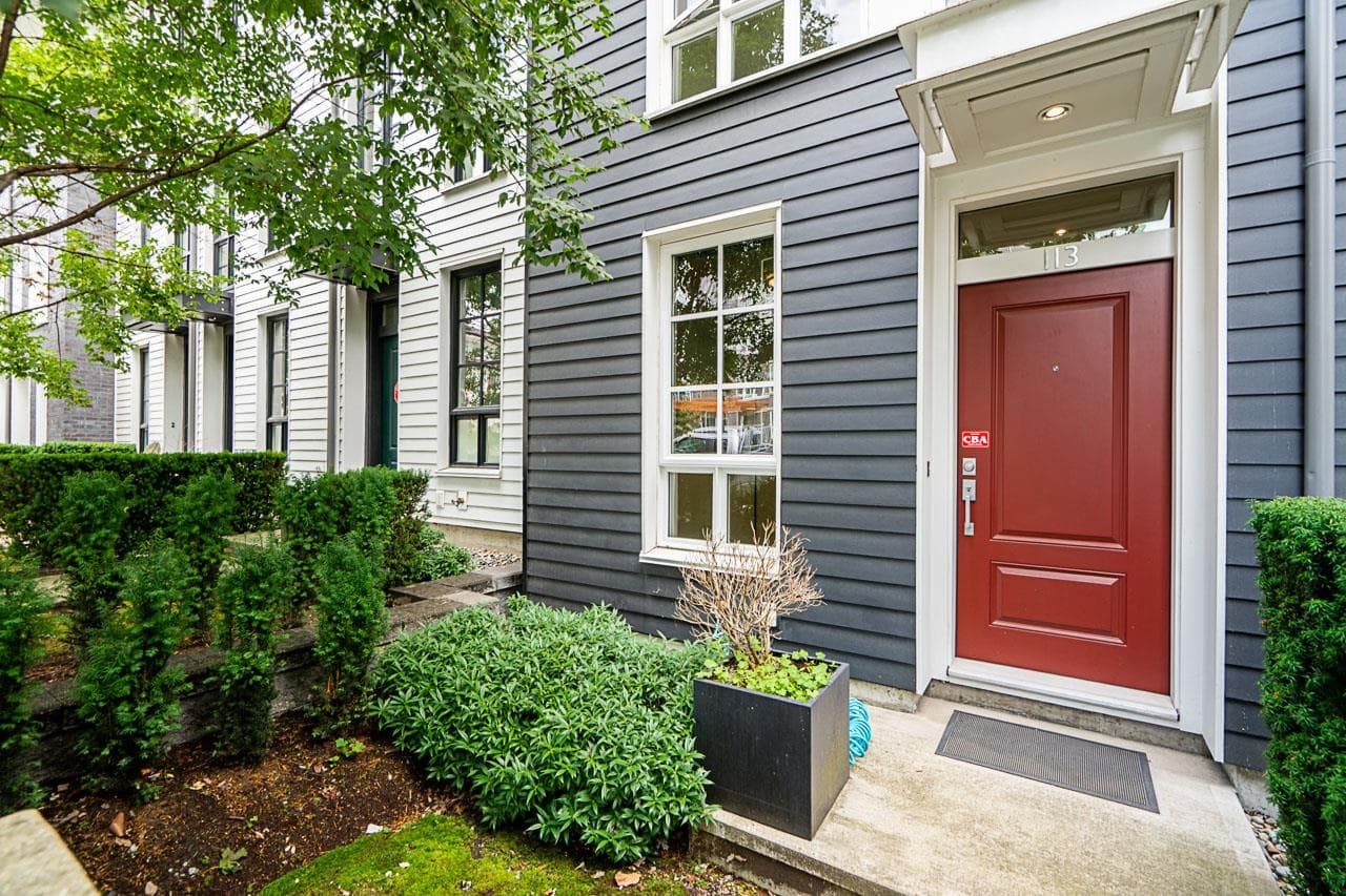 113 - 528 Foster Avenue, Coquitlam, V3J 0E3 — photo 4