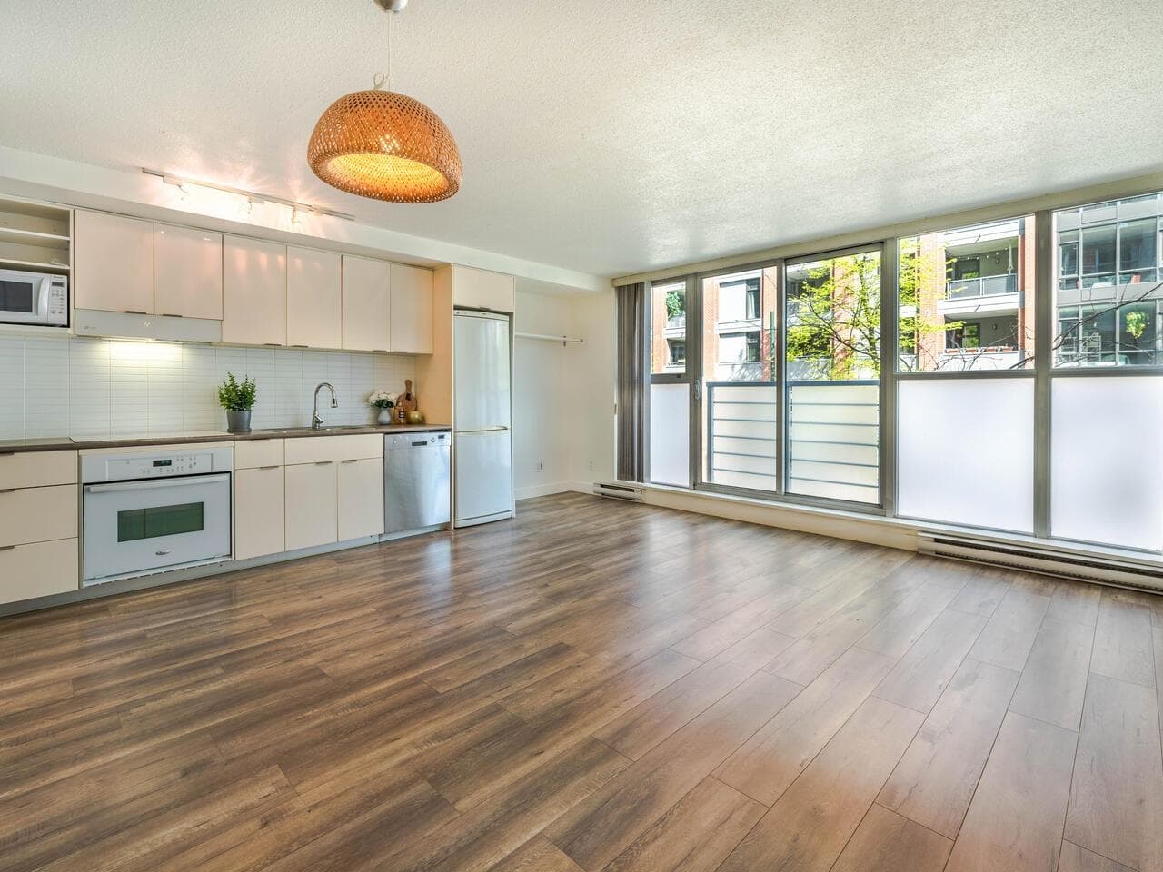 209 - 168 Powell Street, Vancouver, V6A 0B2 — photo 3