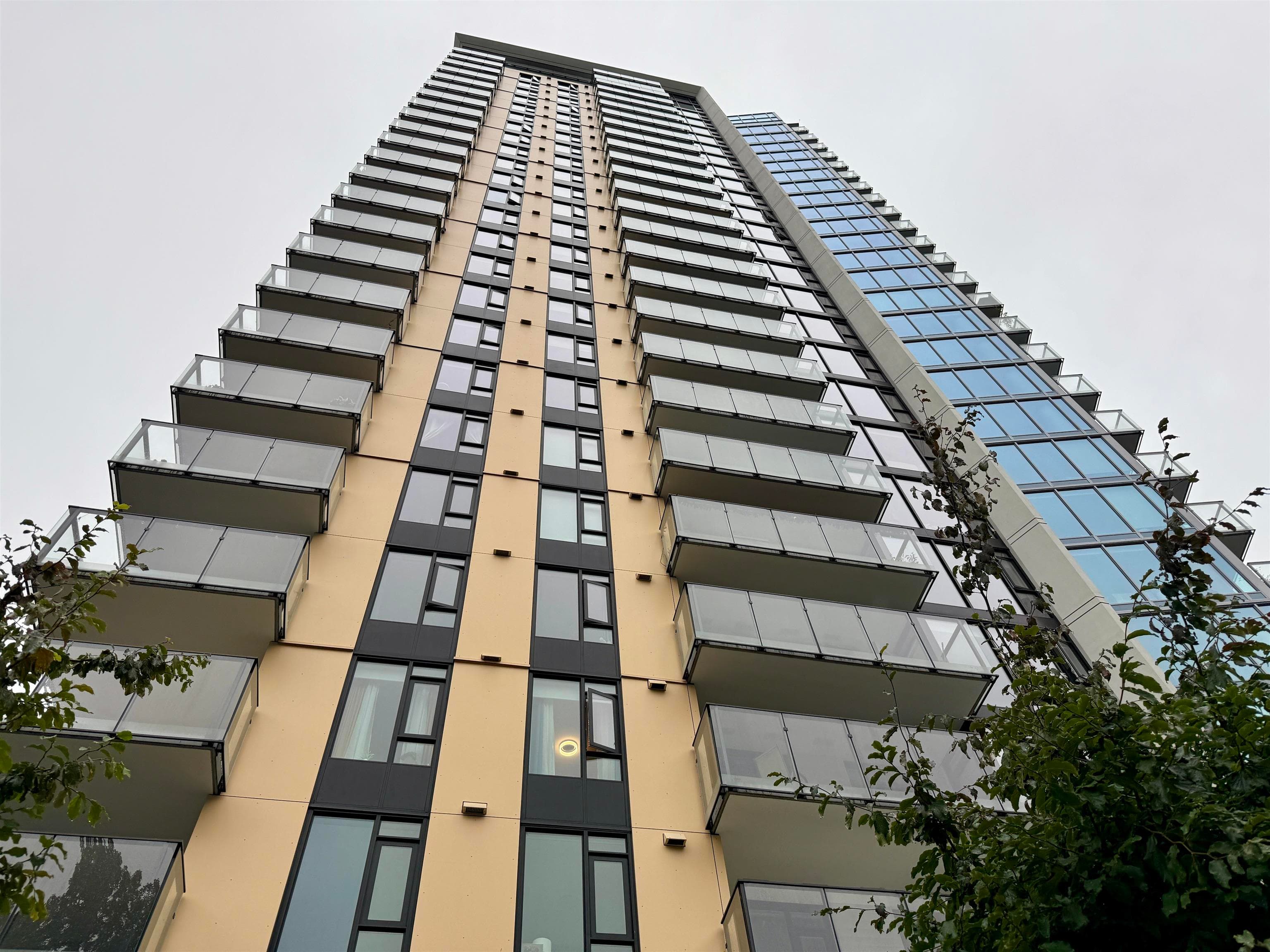 1408 - 1401 Hunter Street, North Vancouver, V7J 0E2 — photo 1
