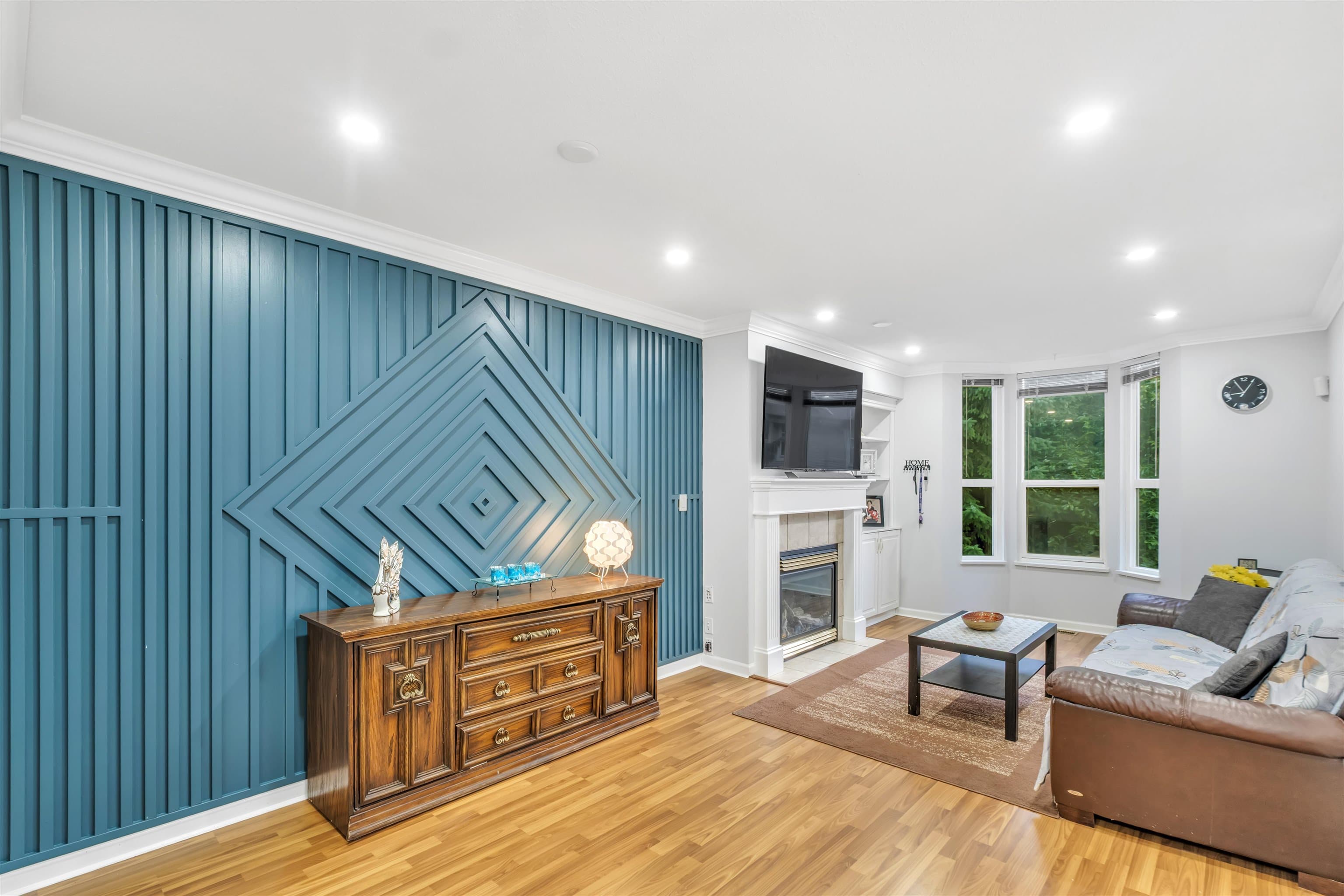 38 - 9559 130a Street, Surrey, V3V 5N9 — photo 3