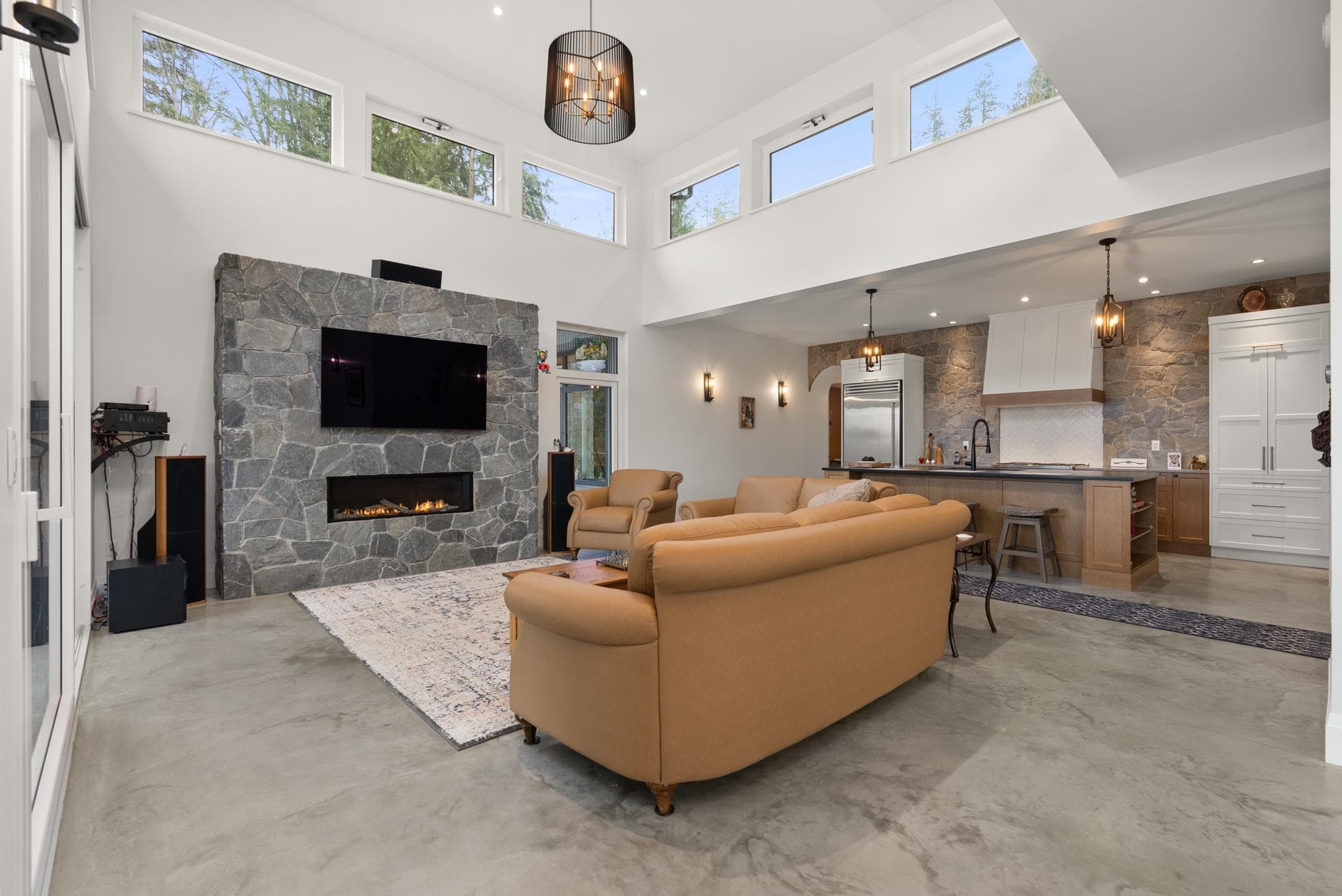 103 Witherby Road, Gibsons, V0N 1V6 — photo 5