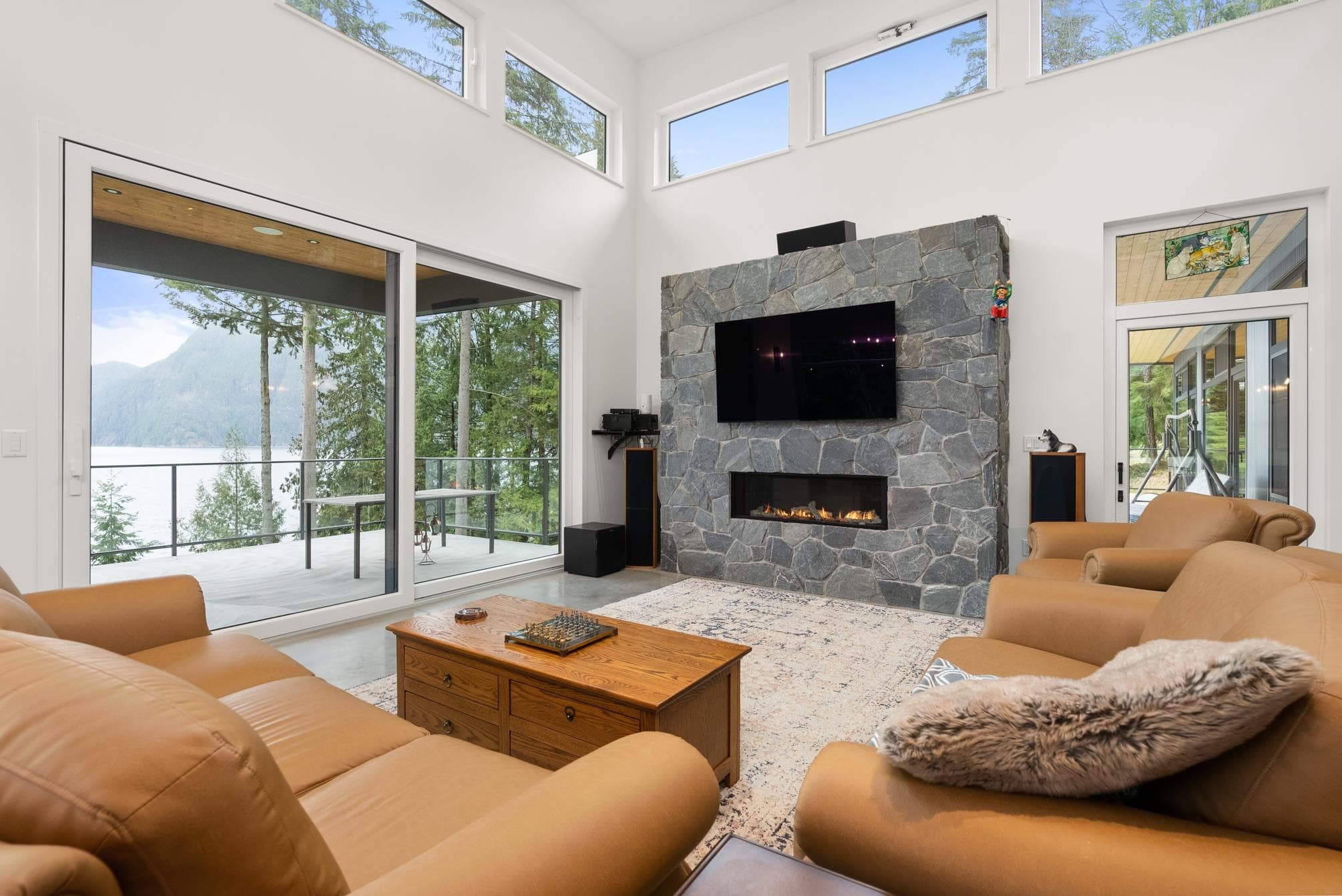 103 Witherby Road, Gibsons, V0N 1V6 — photo 4