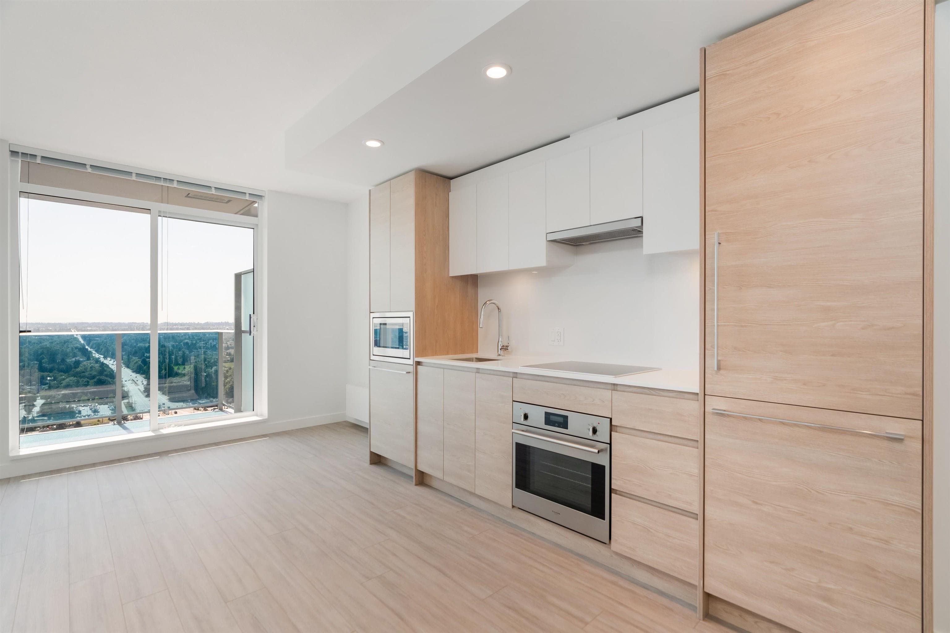 2301 - 13615 Fraser Highway, Surrey, V3T 0P7 — photo 2