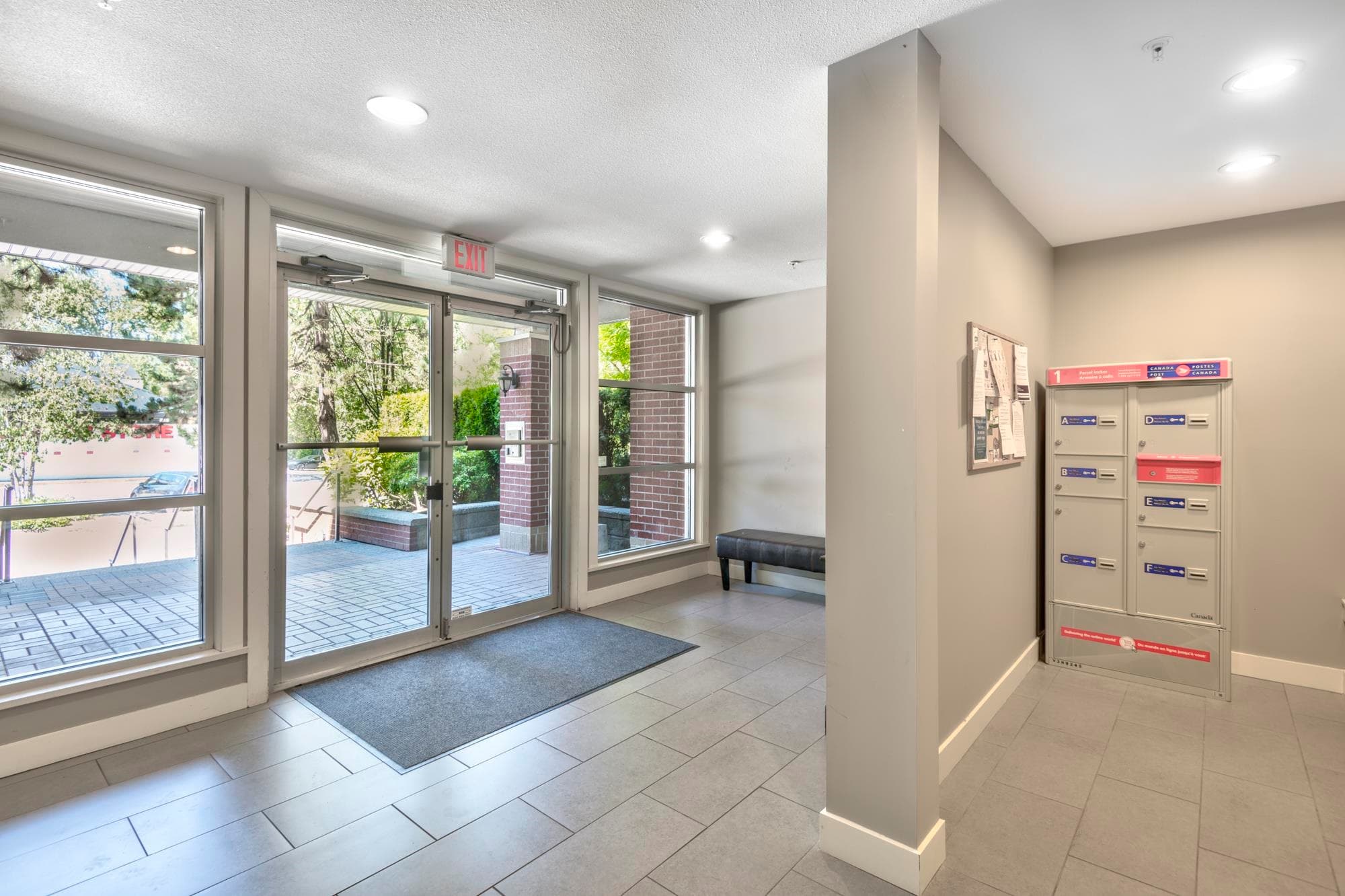 302 - 3240 St Johns Street, Port Moody, V3H 0C1 — photo 3