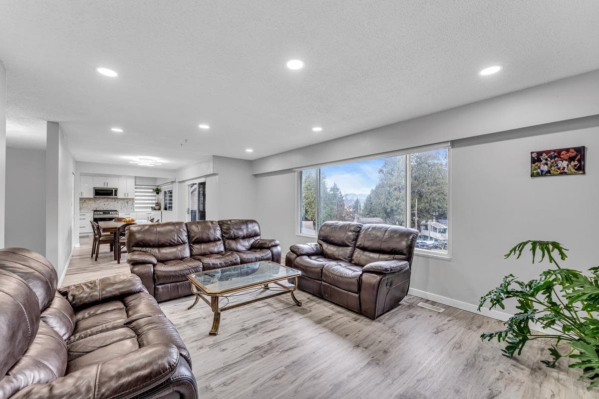 8453 Karr Place, Delta, V4C 3X8 — photo 5