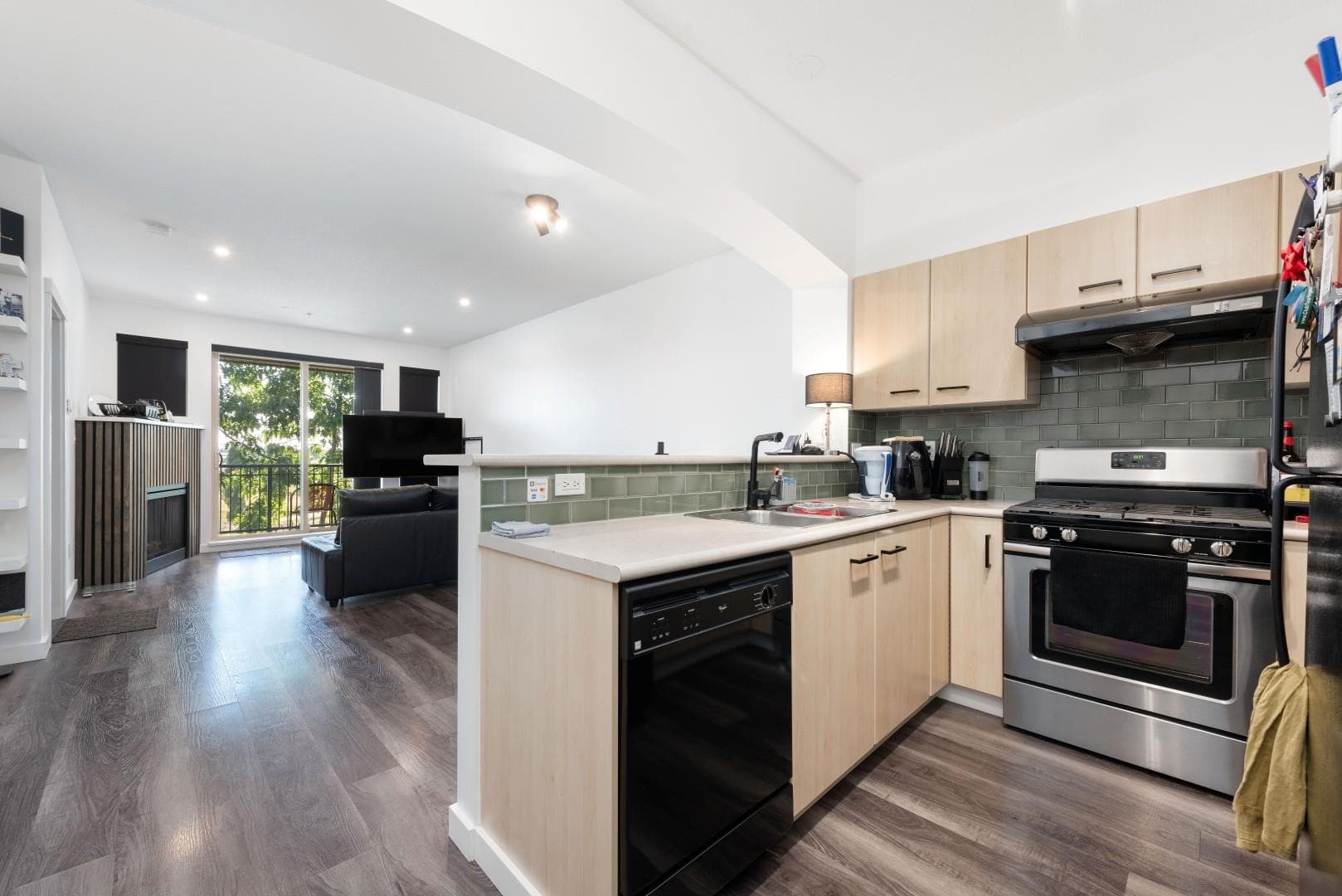 1415 - 5115 Garden City Road, Richmond