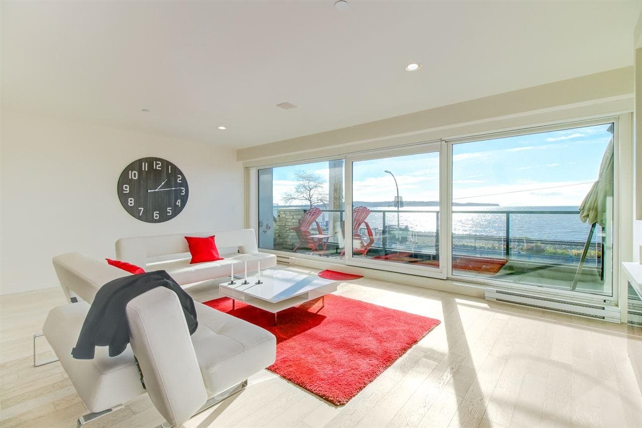 204 - 15581 Marine Drive, White Rock, V4B 1C9 — photo 2