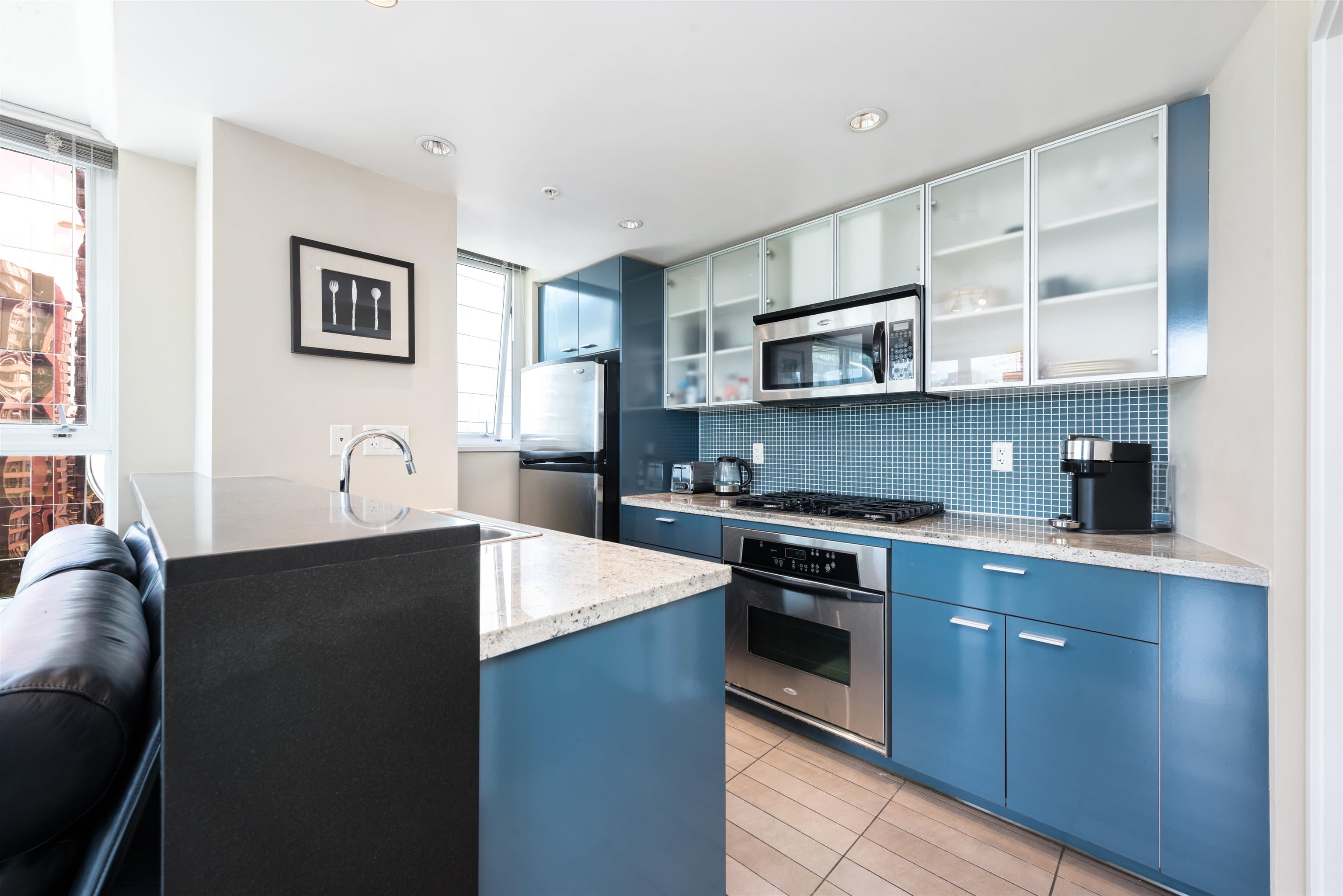 1606 - 33 Smithe Street, Vancouver, V6B 0B5 — photo 5