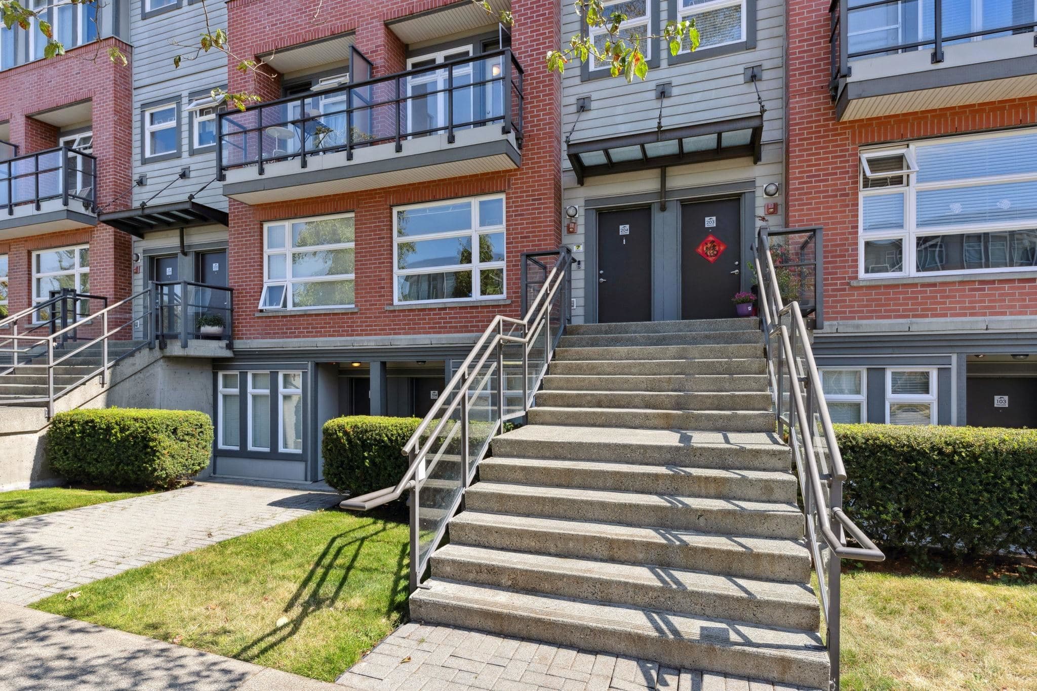 204 - 5632 Kings Road, Vancouver, V6T 1K8 — photo 2