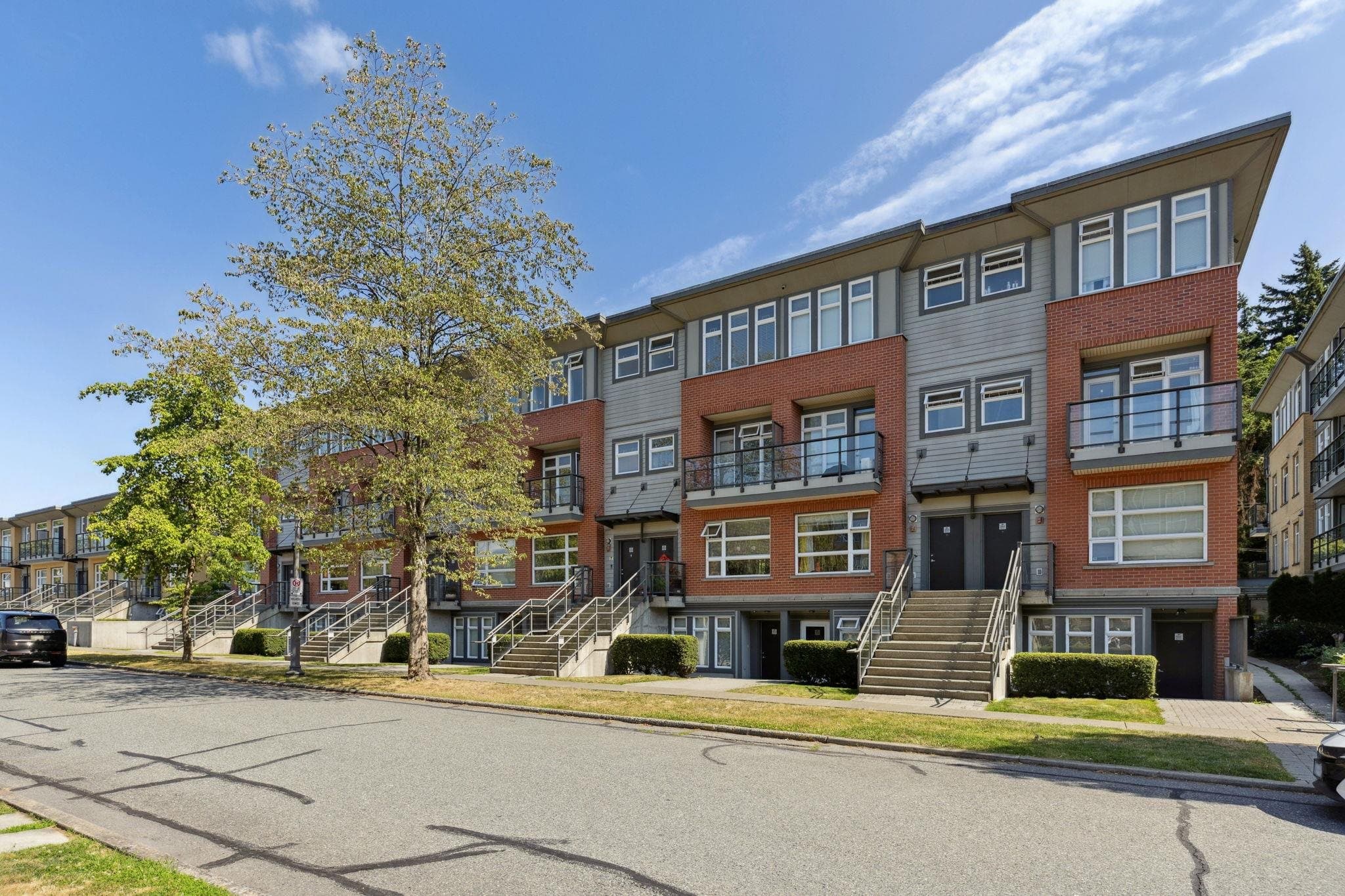 204 - 5632 Kings Road, Vancouver