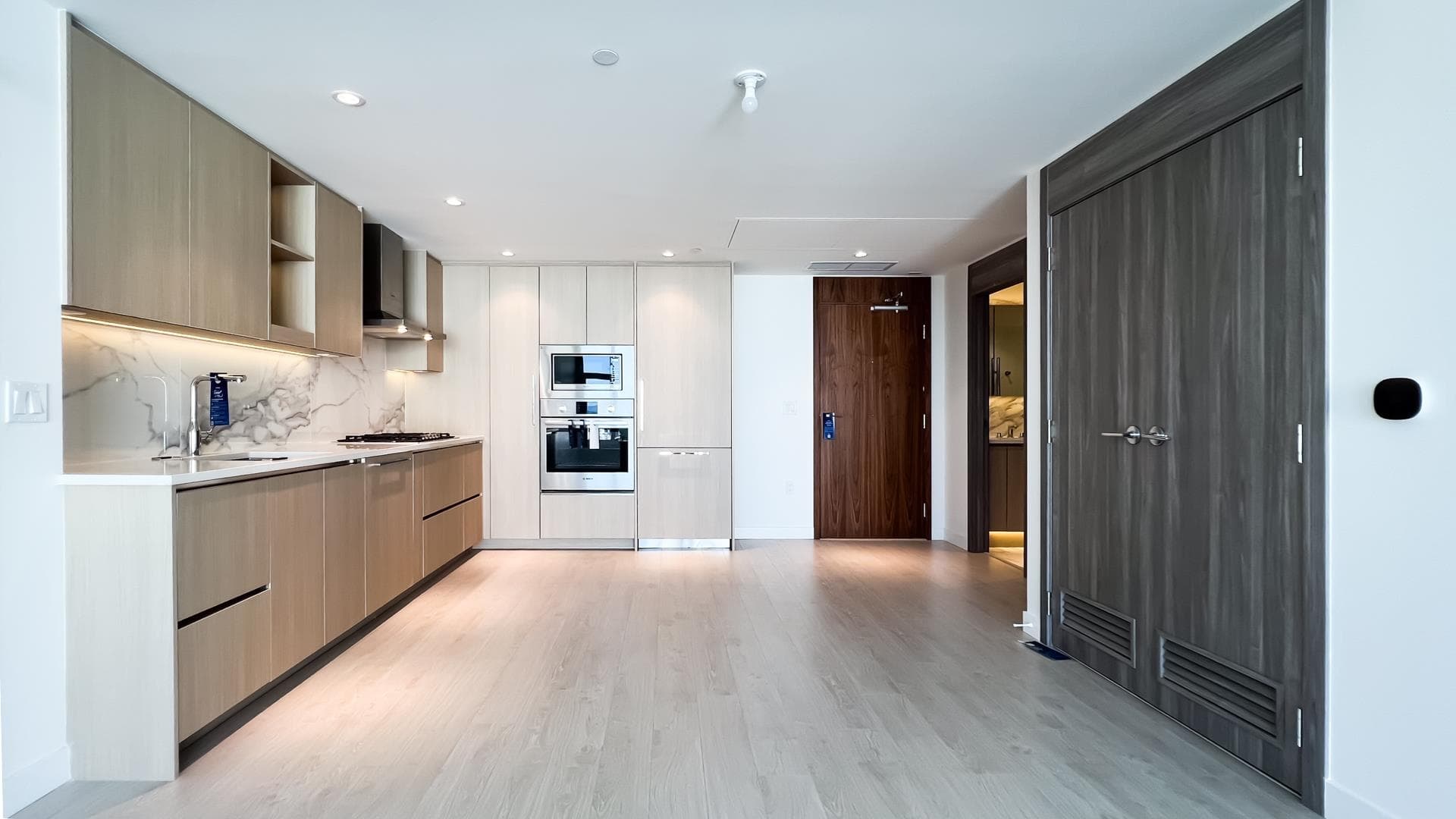 1211 - 8611 Hazelbridge Way, Richmond, V6X 0W8 — photo 5