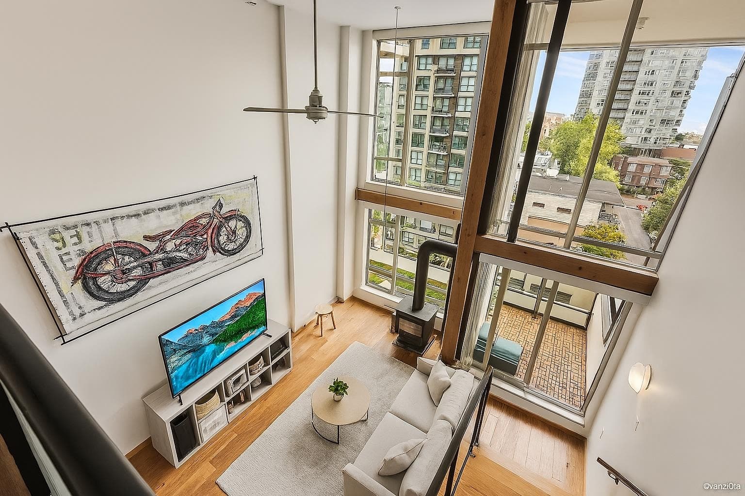 402 - 10 Renaissance Square, New Westminster, V3M 7B1 — photo 3