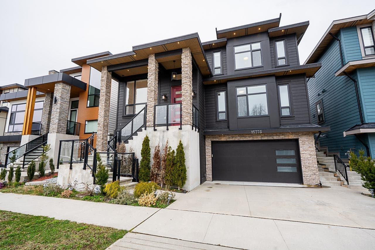 16775 18 Avenue, Surrey — sold