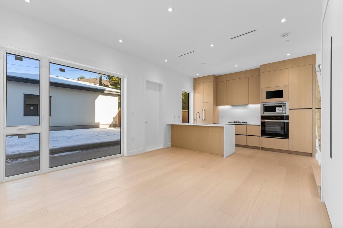 2 - 1315 W 64th Avenue, Vancouver, V6P 2M9 — photo 5