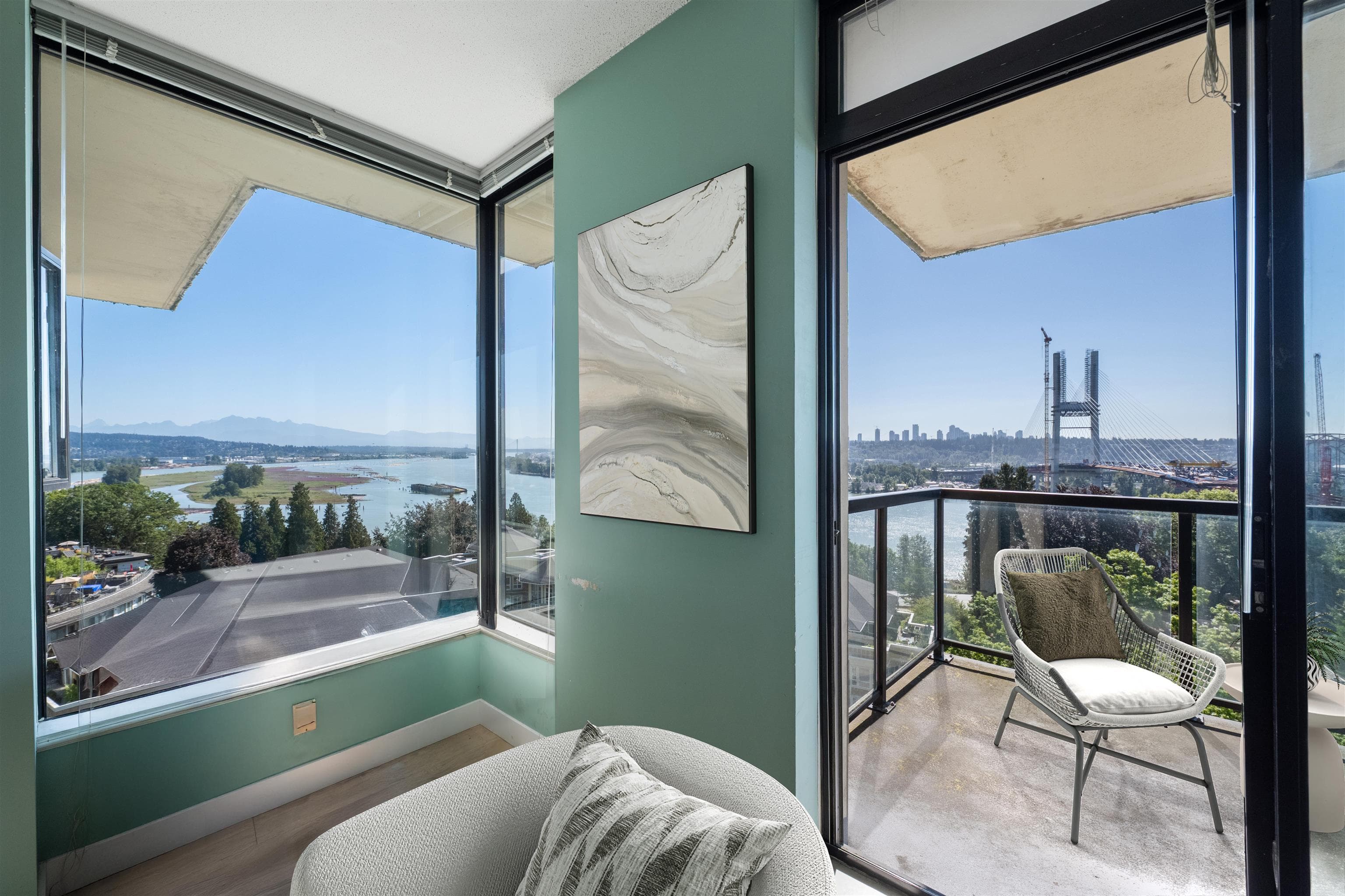 1003 - 11 E Royal Avenue, New Westminster, V3L 0A8 — photo 2