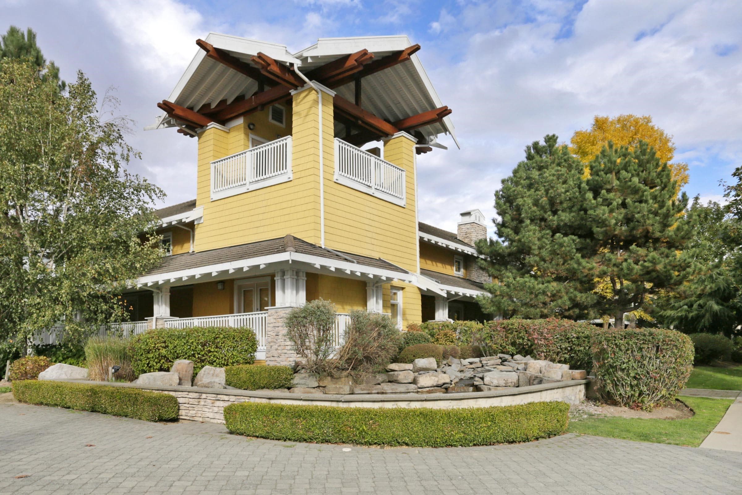 155 - 15236 36 Avenue, Surrey, V3Z 2B3 — photo 1