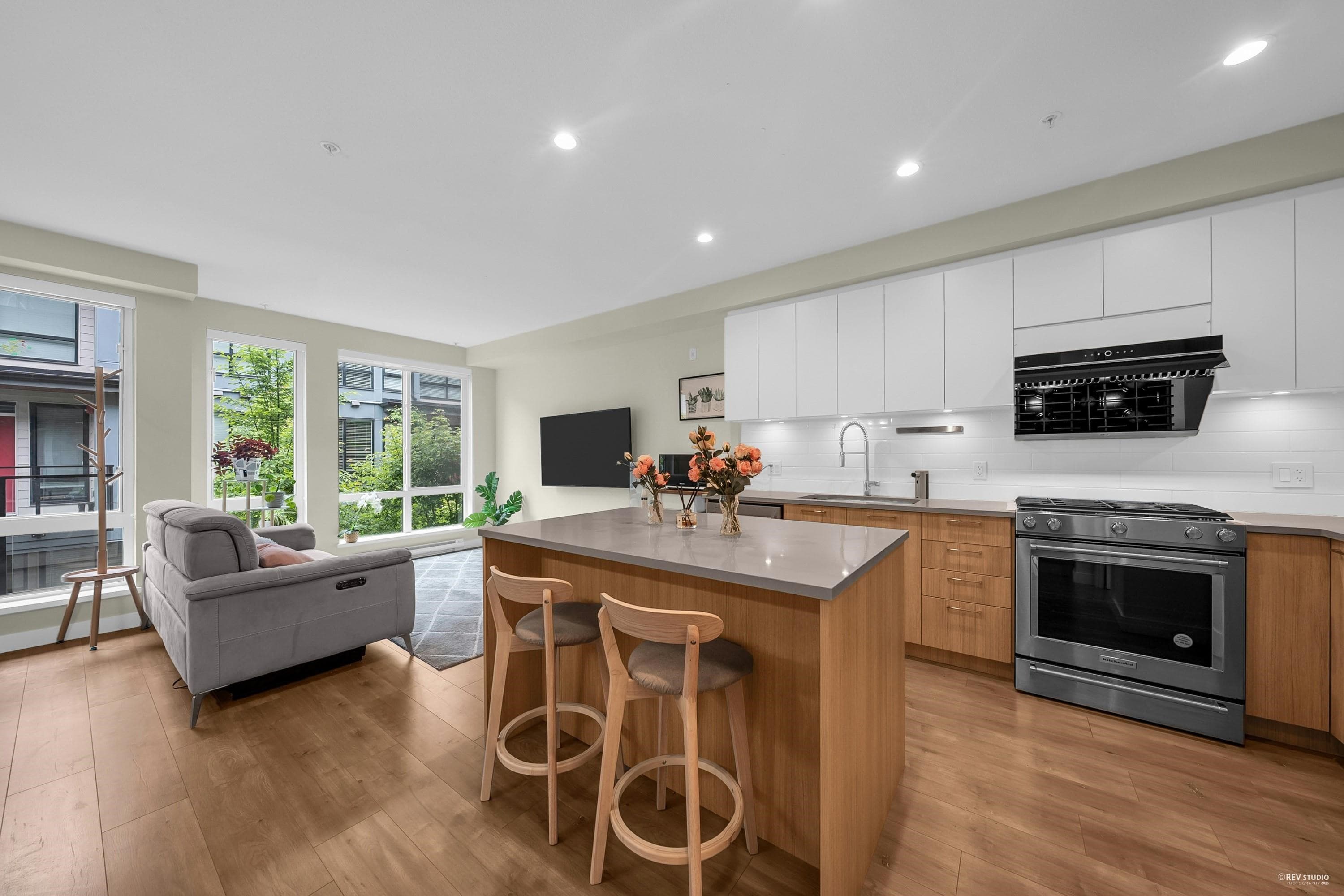 227 - 708 Lea Avenue, Coquitlam, V3J 4H5 — photo 2