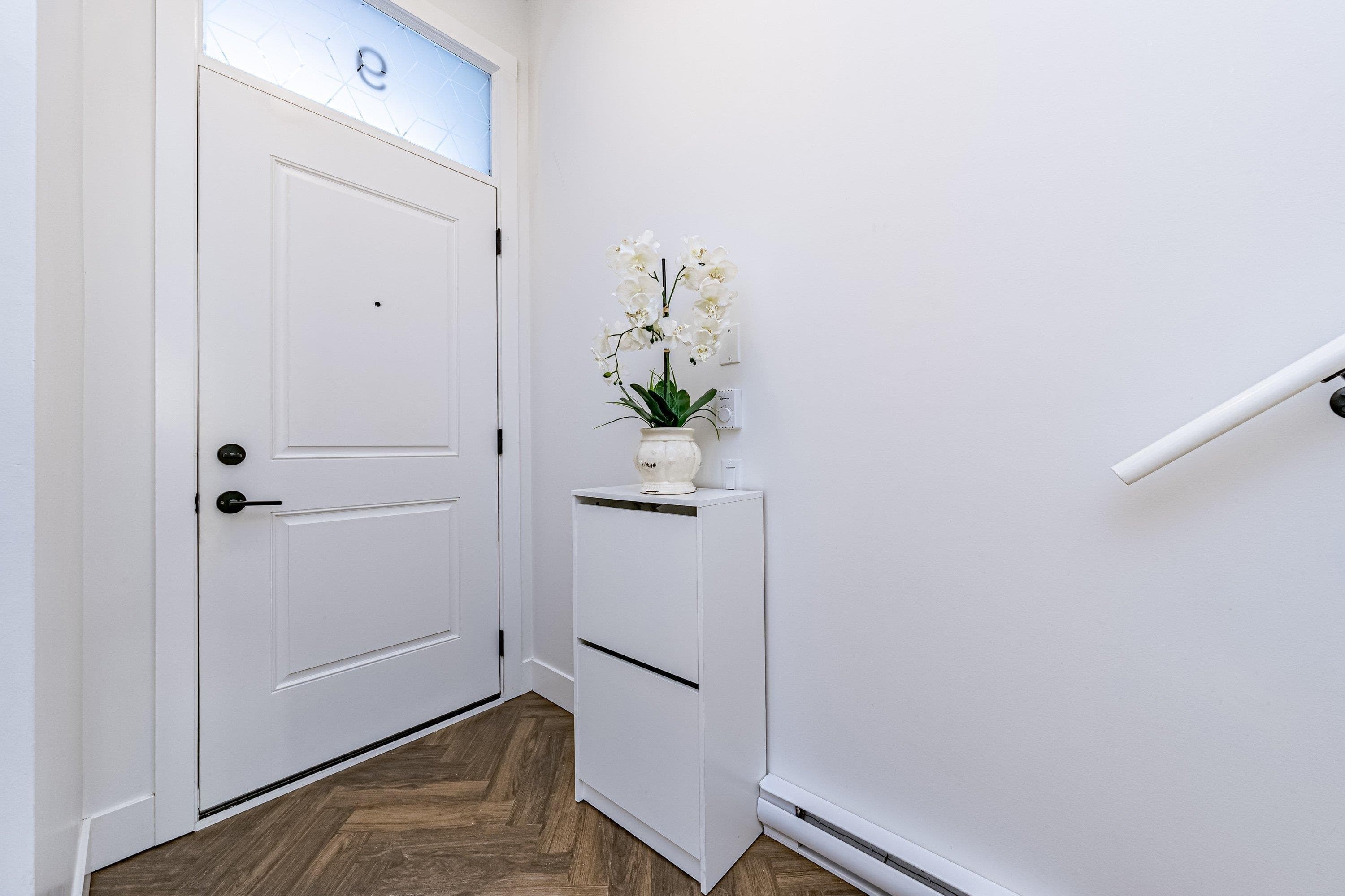 9 - 14955 101a Avenue, Surrey, V3R 0G1 — photo 2