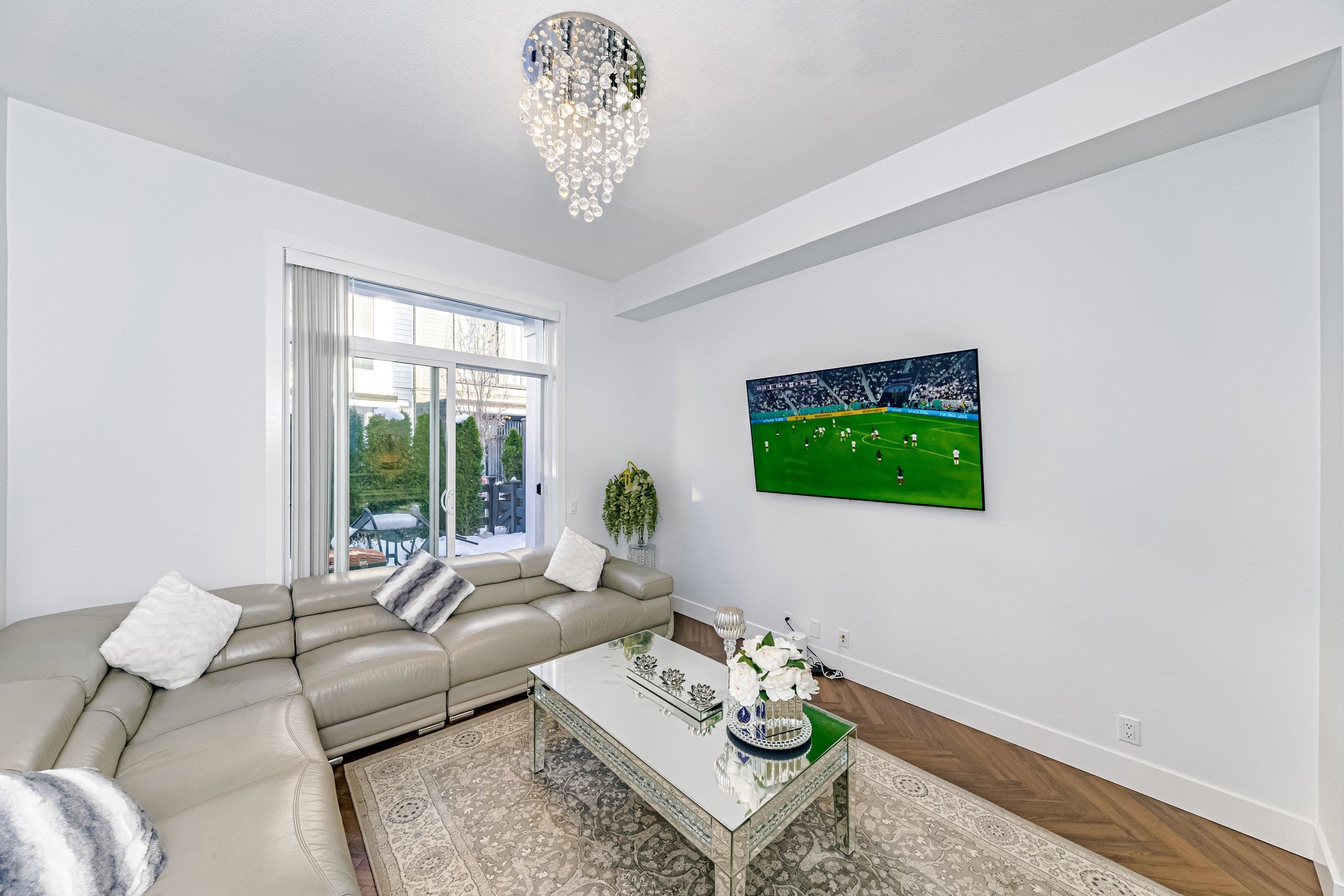 9 - 14955 101a Avenue, Surrey, V3R 0G1 — photo 3