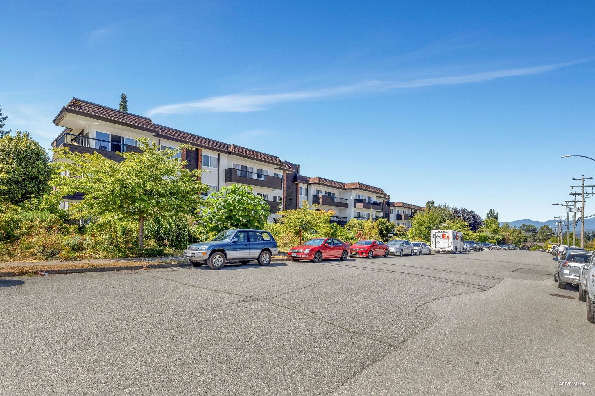 304 - 13530 Hilton Road, Surrey, V3R 5J4 — photo 2
