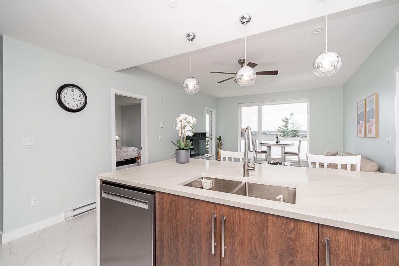 405 - 11703 Fraser Street, Maple Ridge, V2X 9A7 — photo 4