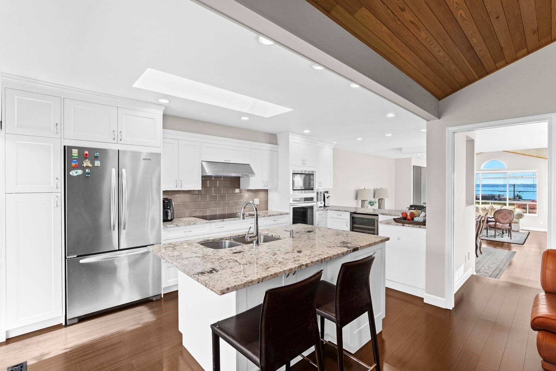 2319 Marine Drive, West Vancouver, V7V 1K9 — photo 3