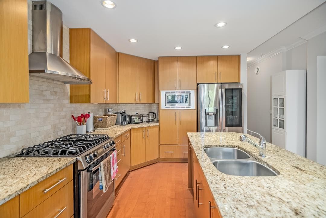 204 - 16421 64 Avenue, Surrey, V3S 6V7 — photo 5