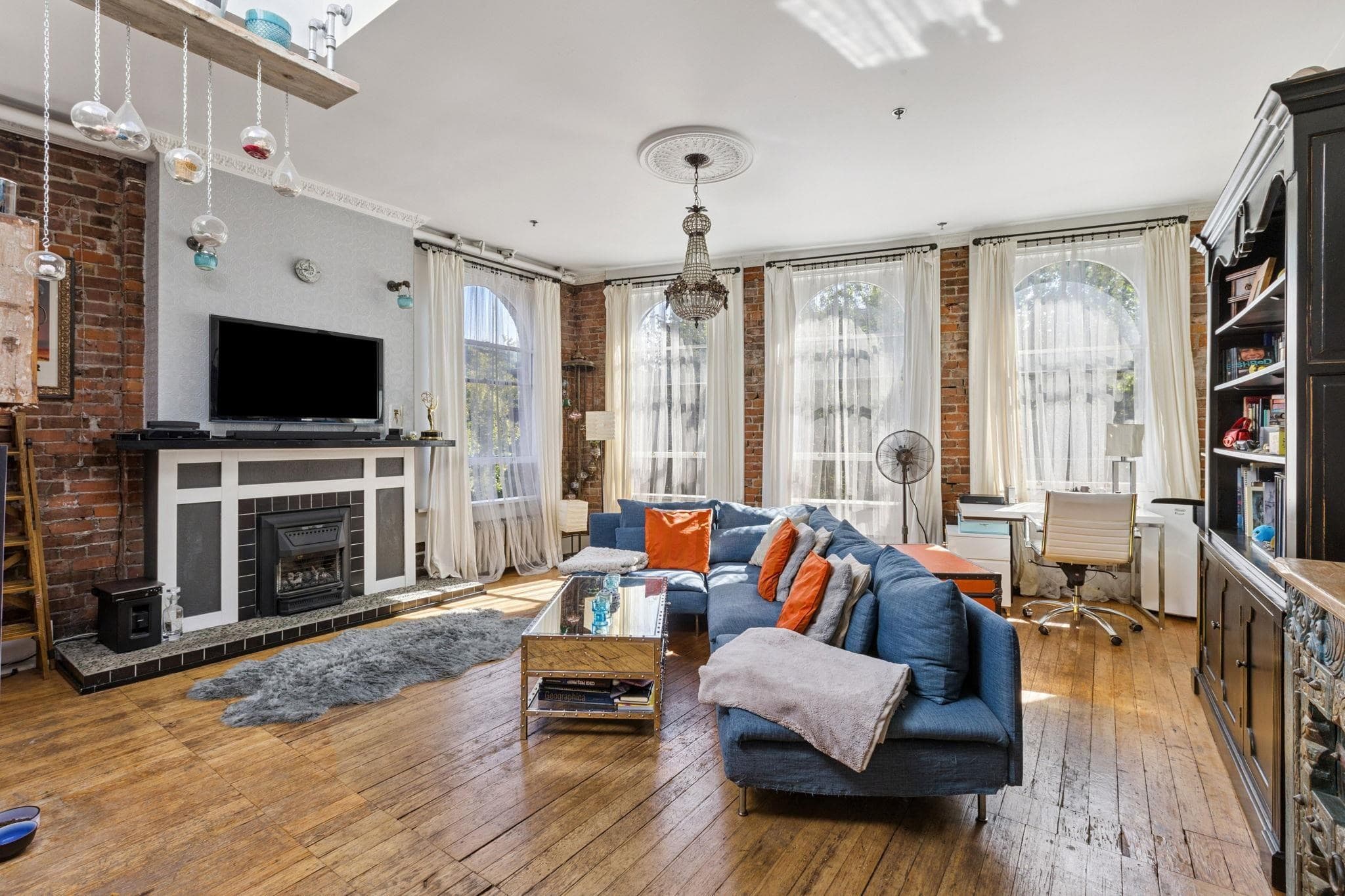 5 - 229 Carrall Street, Vancouver, V6B 2J2 — photo 2