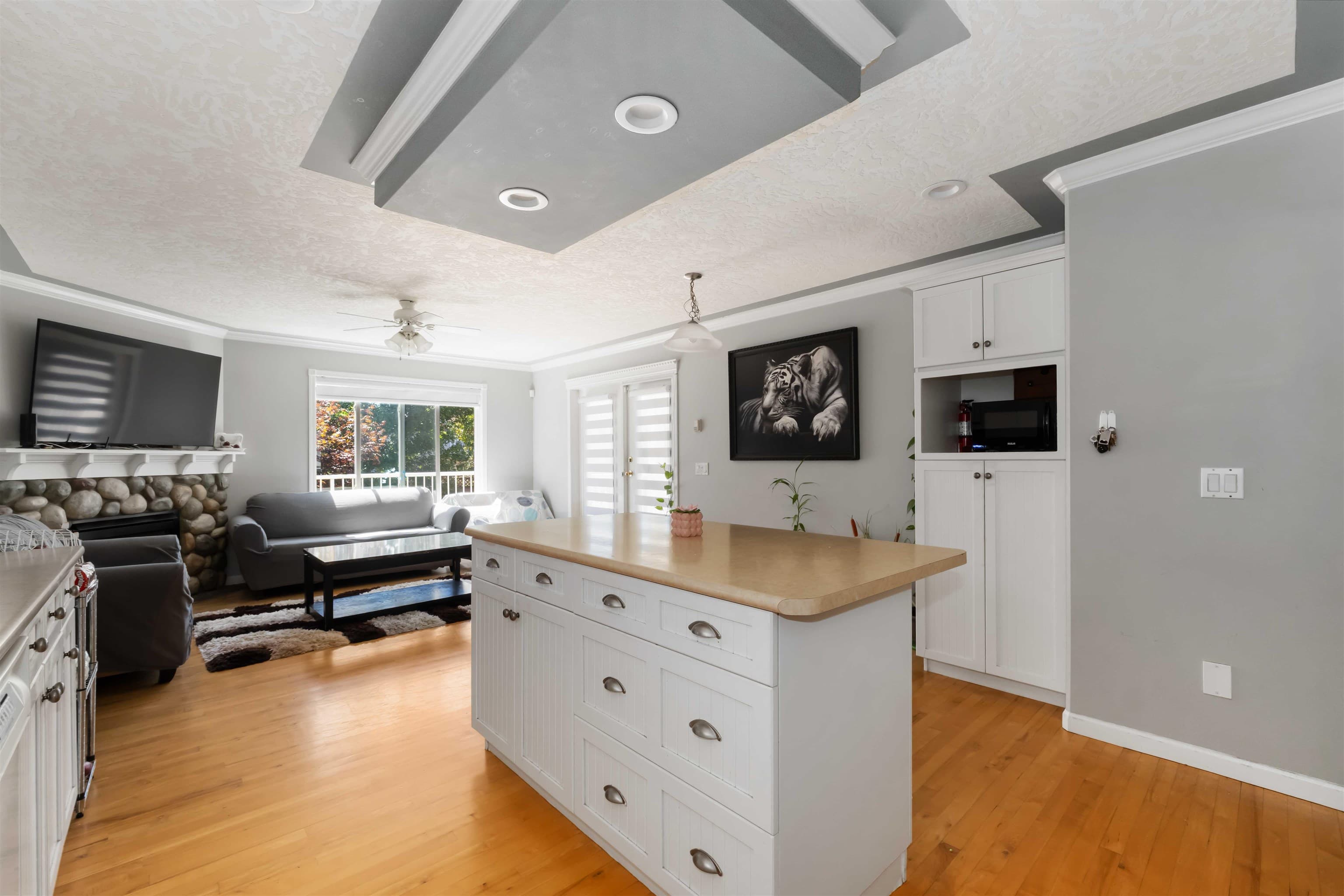 30626 Crestview Avenue, Abbotsford, V2T 6T5 — photo 2