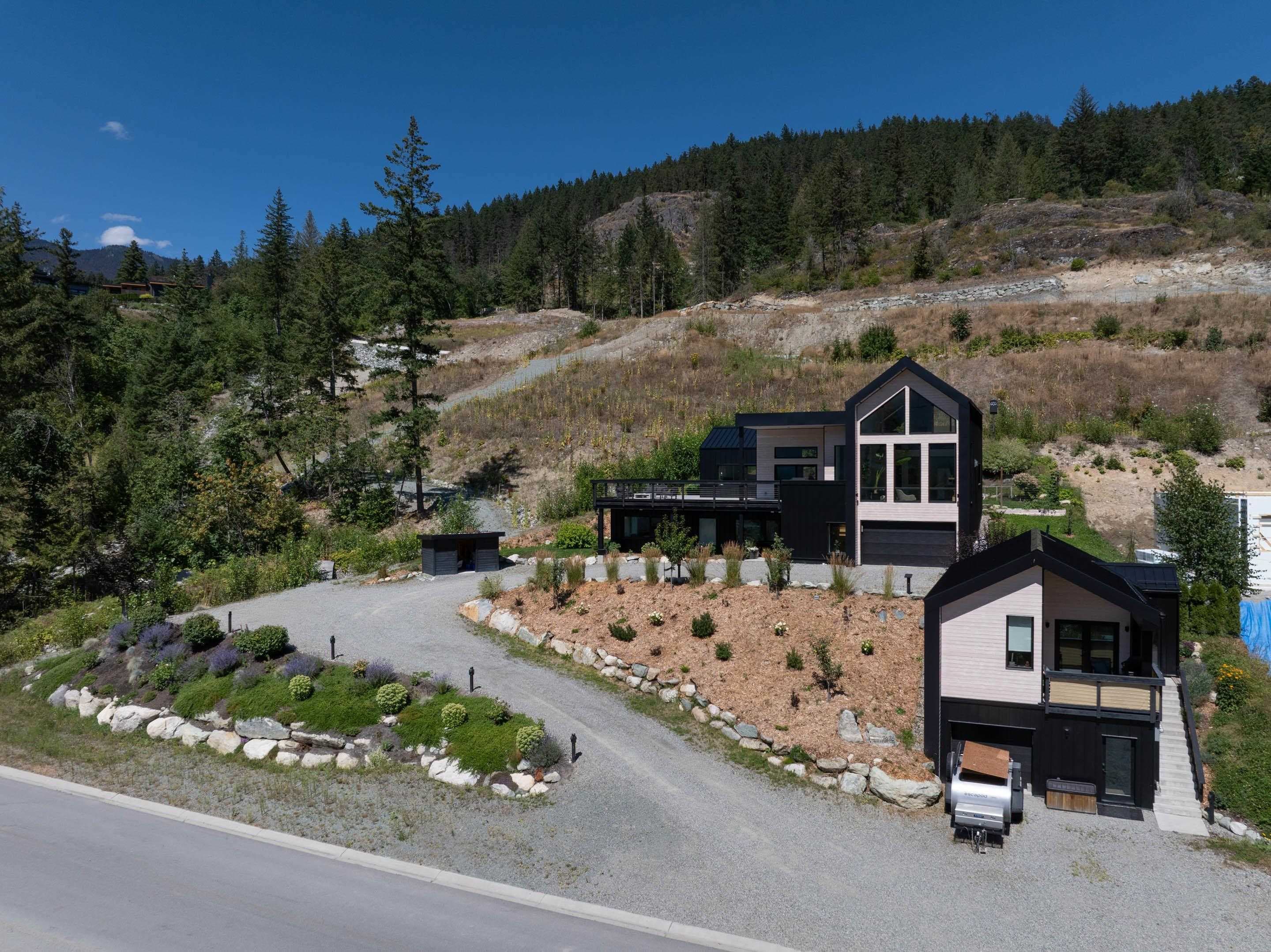 7676 Cerulean Drive, Pemberton