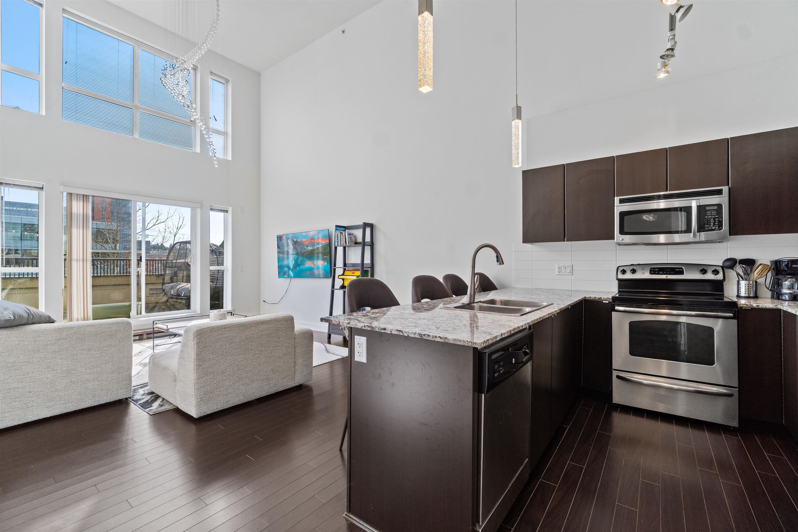 328 - 9655 King George Boulevard, Surrey, V3T 0C7 — photo 5