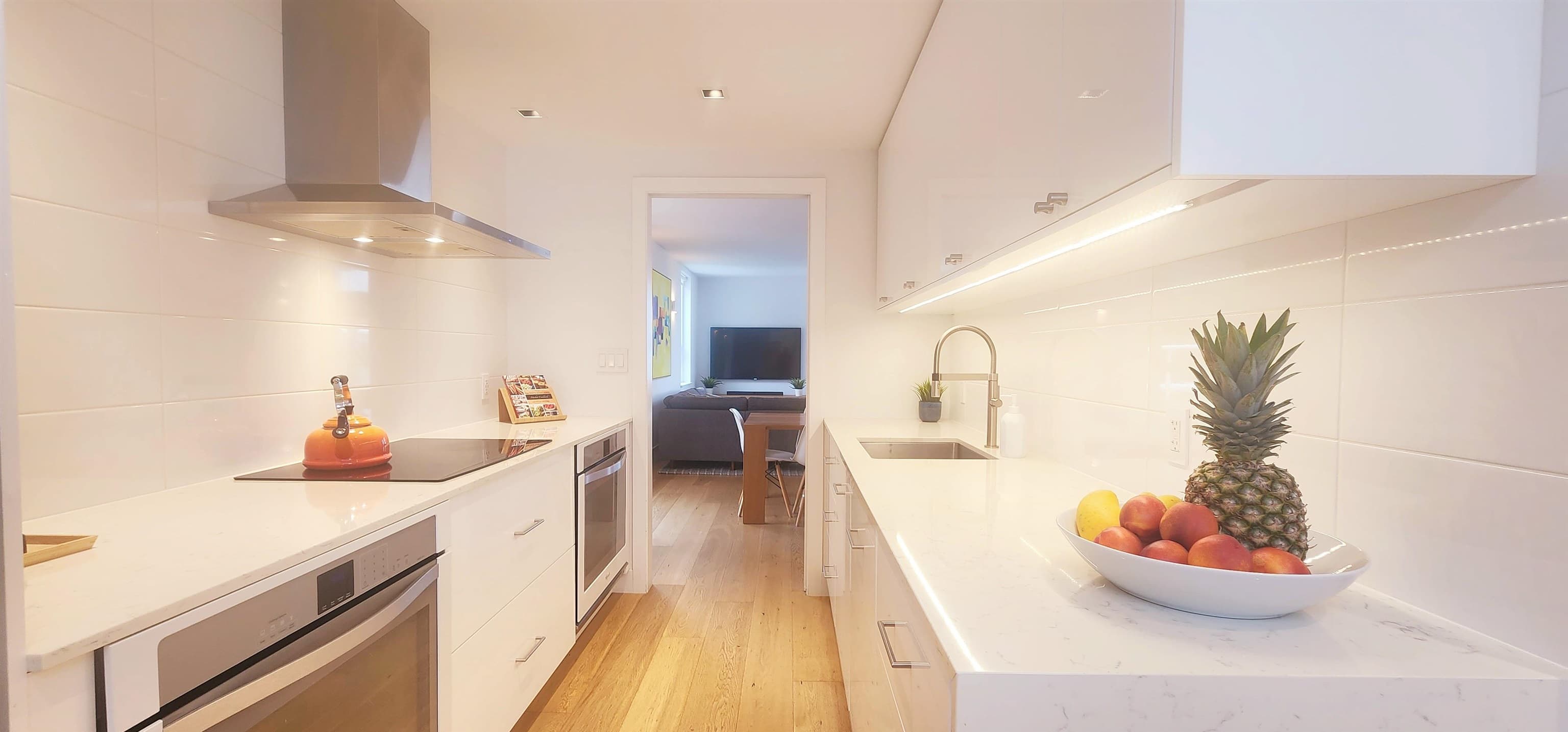 501 - 1406 Harwood Street, Vancouver, V6G 1X5 — photo 5