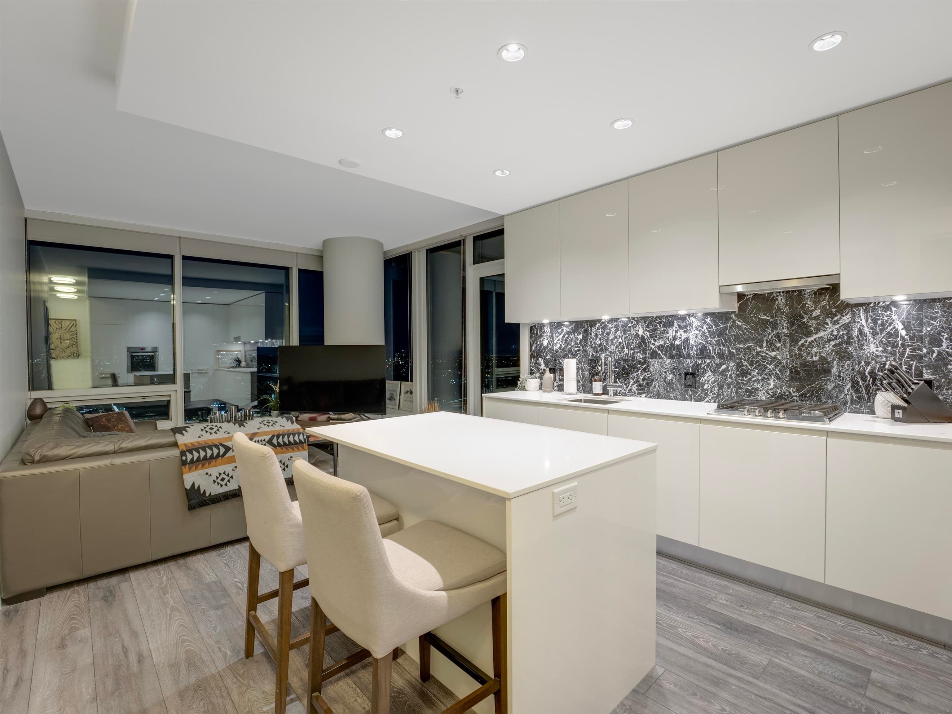 5706 - 4510 Halifax Way, Burnaby, V5C 0K4 — photo 5