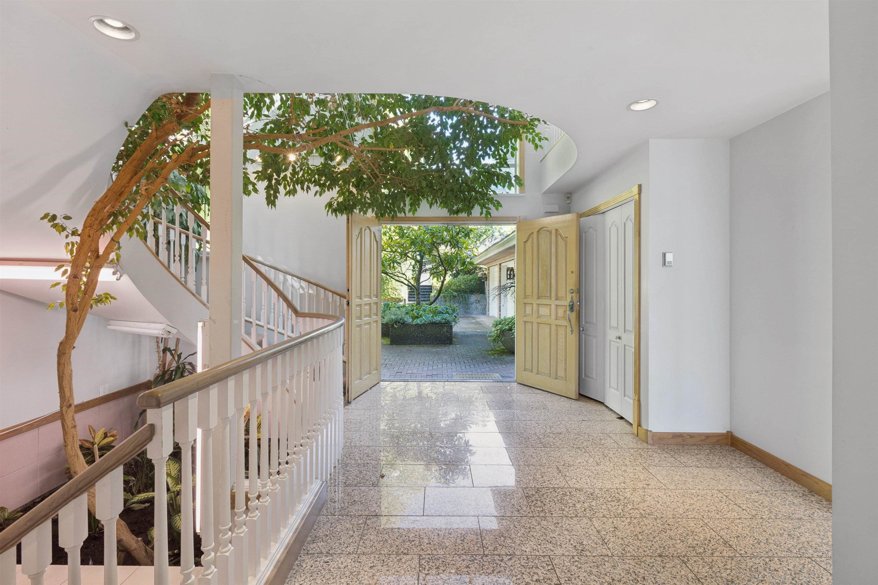 2545 Palmerston Avenue, West Vancouver, V7V 2W4 — photo 4