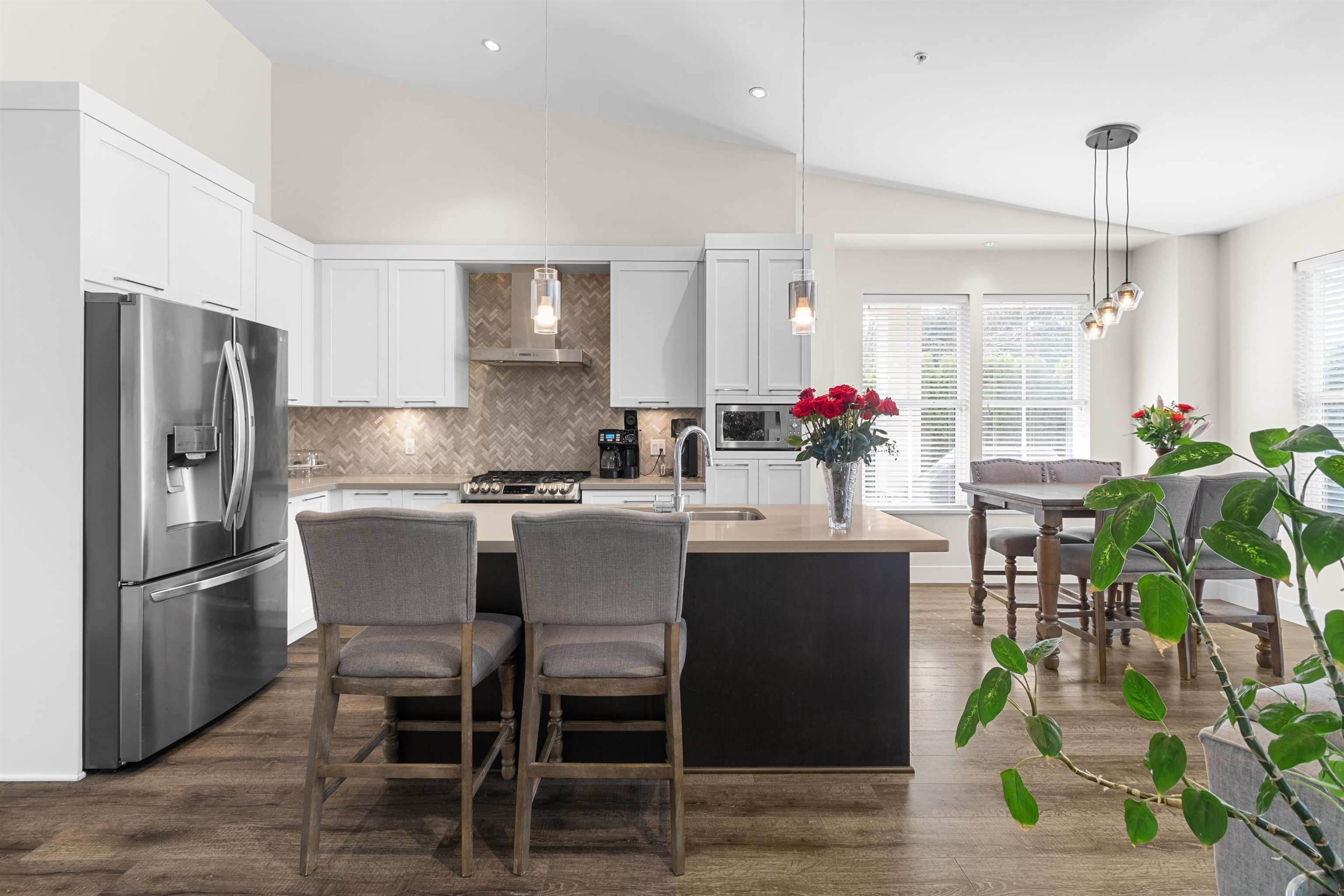 22057 49 Avenue, Langley, V3A 0J4 — photo 3