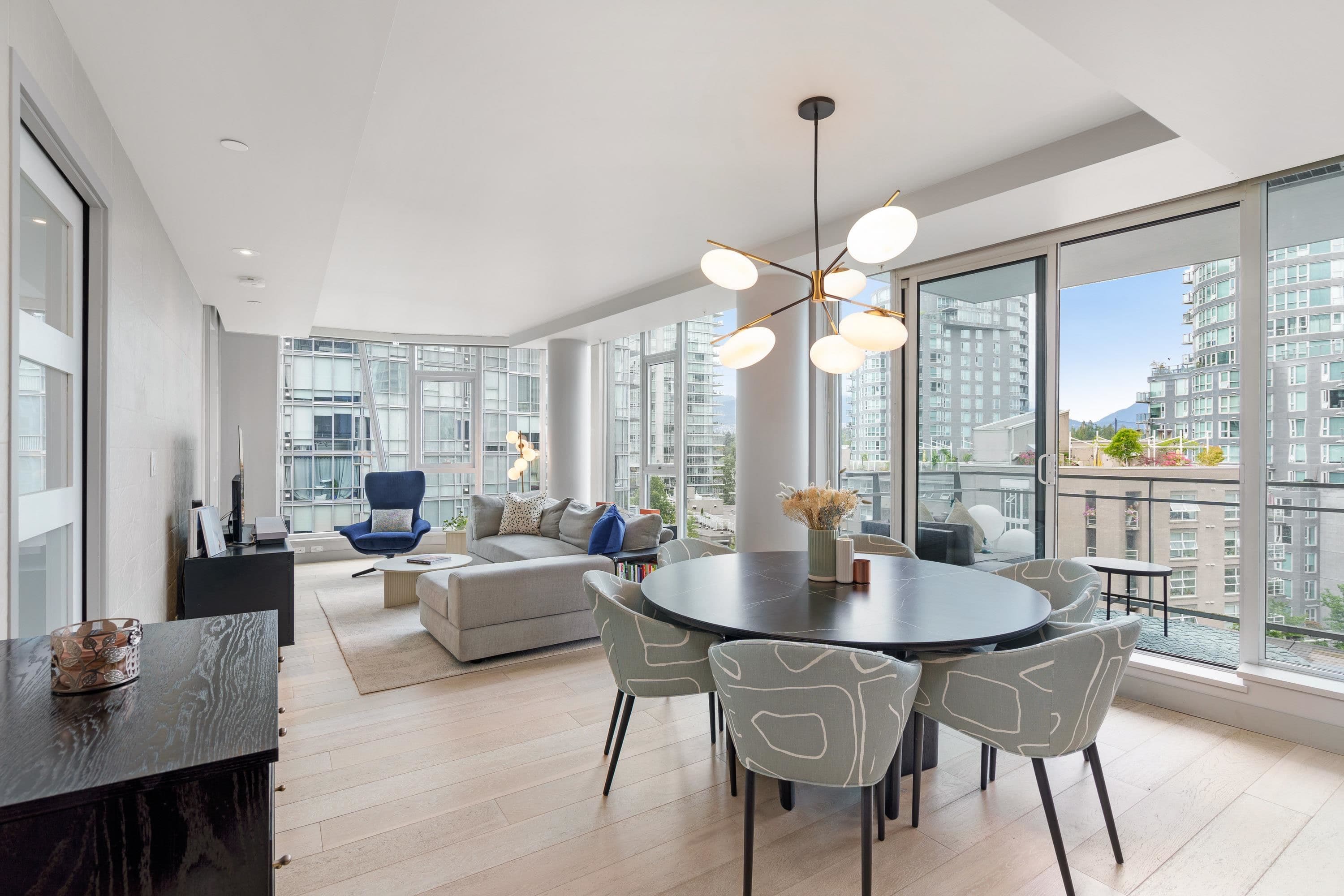 601 - 1499 W Pender Street, Vancouver, V6G 0A7 — photo 4