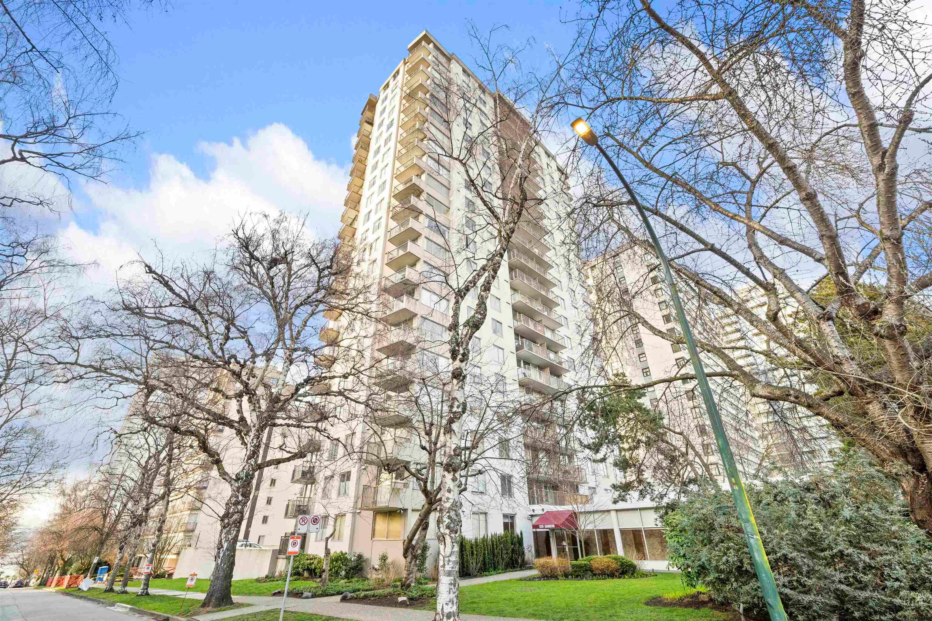 1803 - 1251 Cardero Street, Vancouver, V6G 2H9 — photo 1