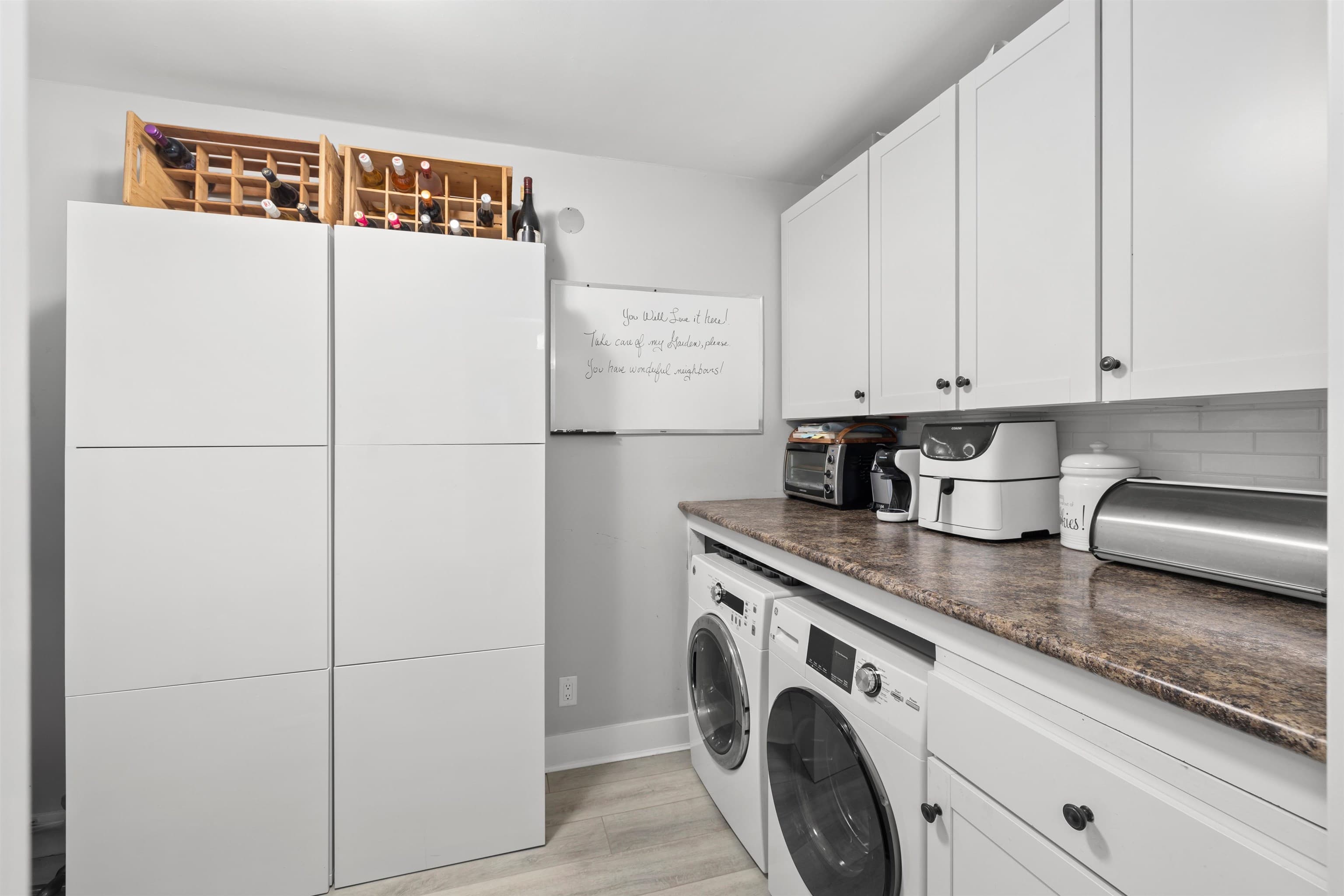6233 E Greenside Drive, Surrey, V3S 5M8 — photo 4