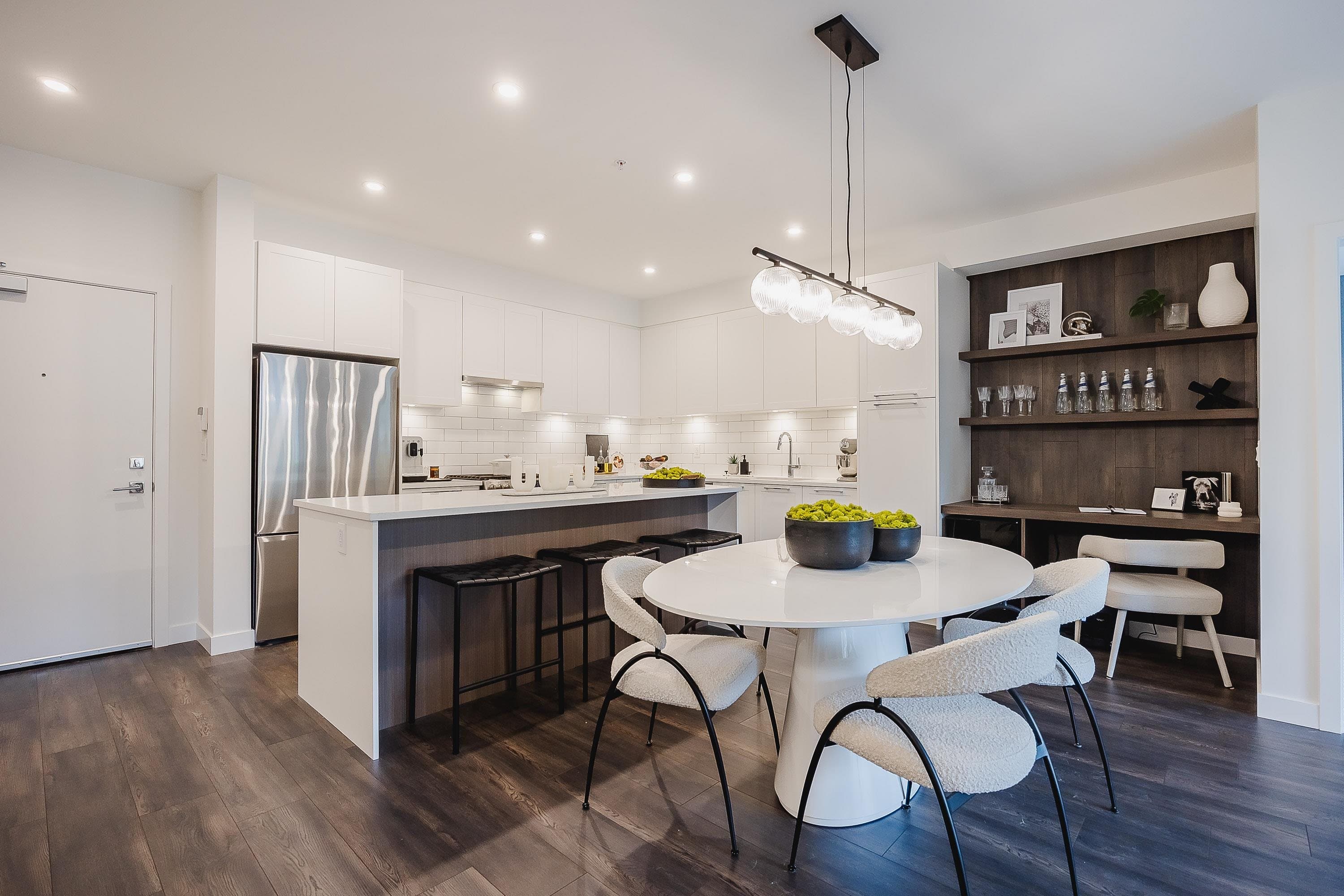 502 - 32174 George Ferguson Way, Abbotsford, V2T 0L3 — photo 2