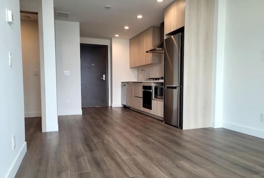 909 - 10750 135a Street, Surrey, V3X 2X6 — photo 5