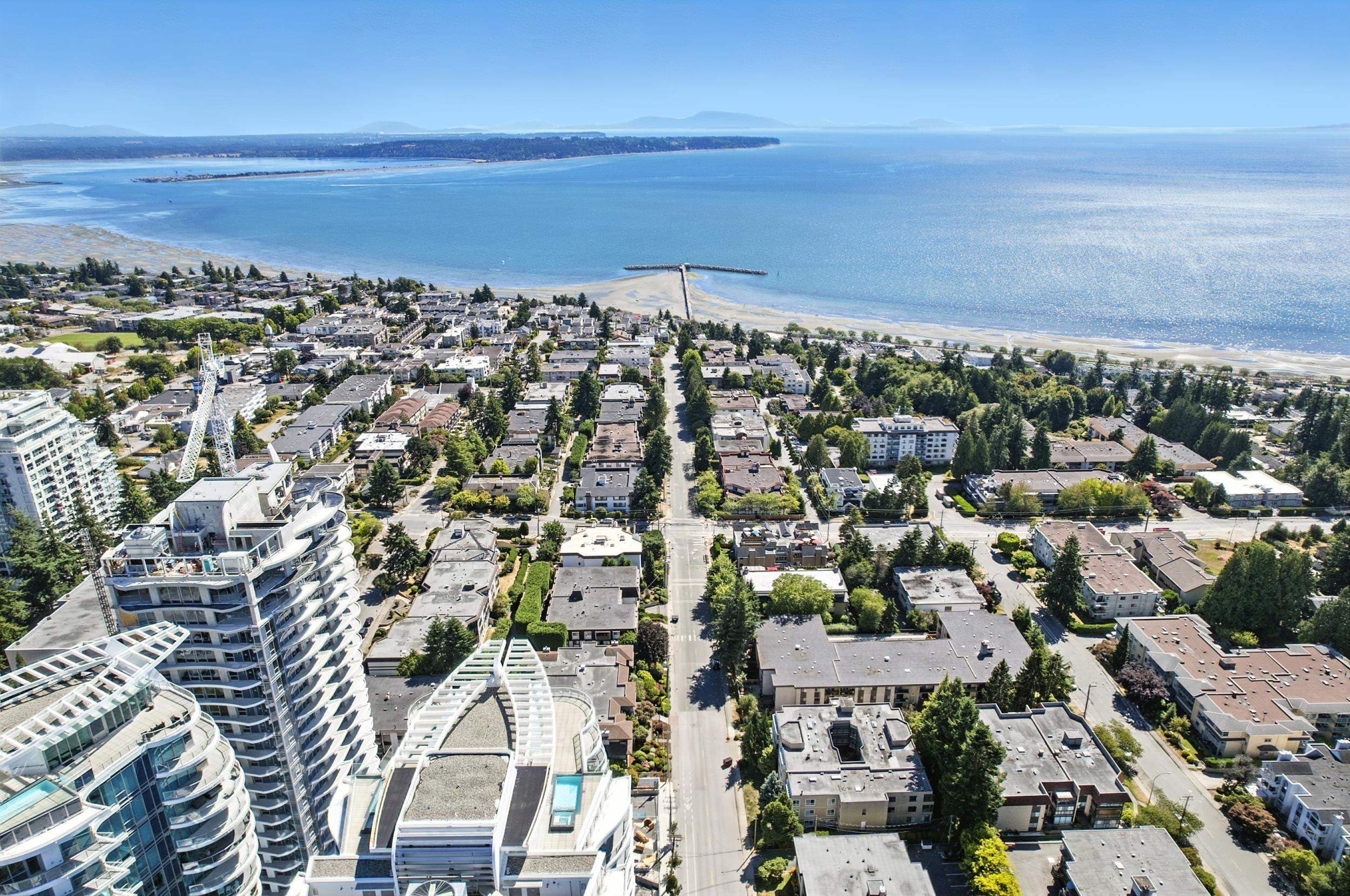 1604 - 1500 Martin Street, White Rock, V4B 0C2 — photo 5