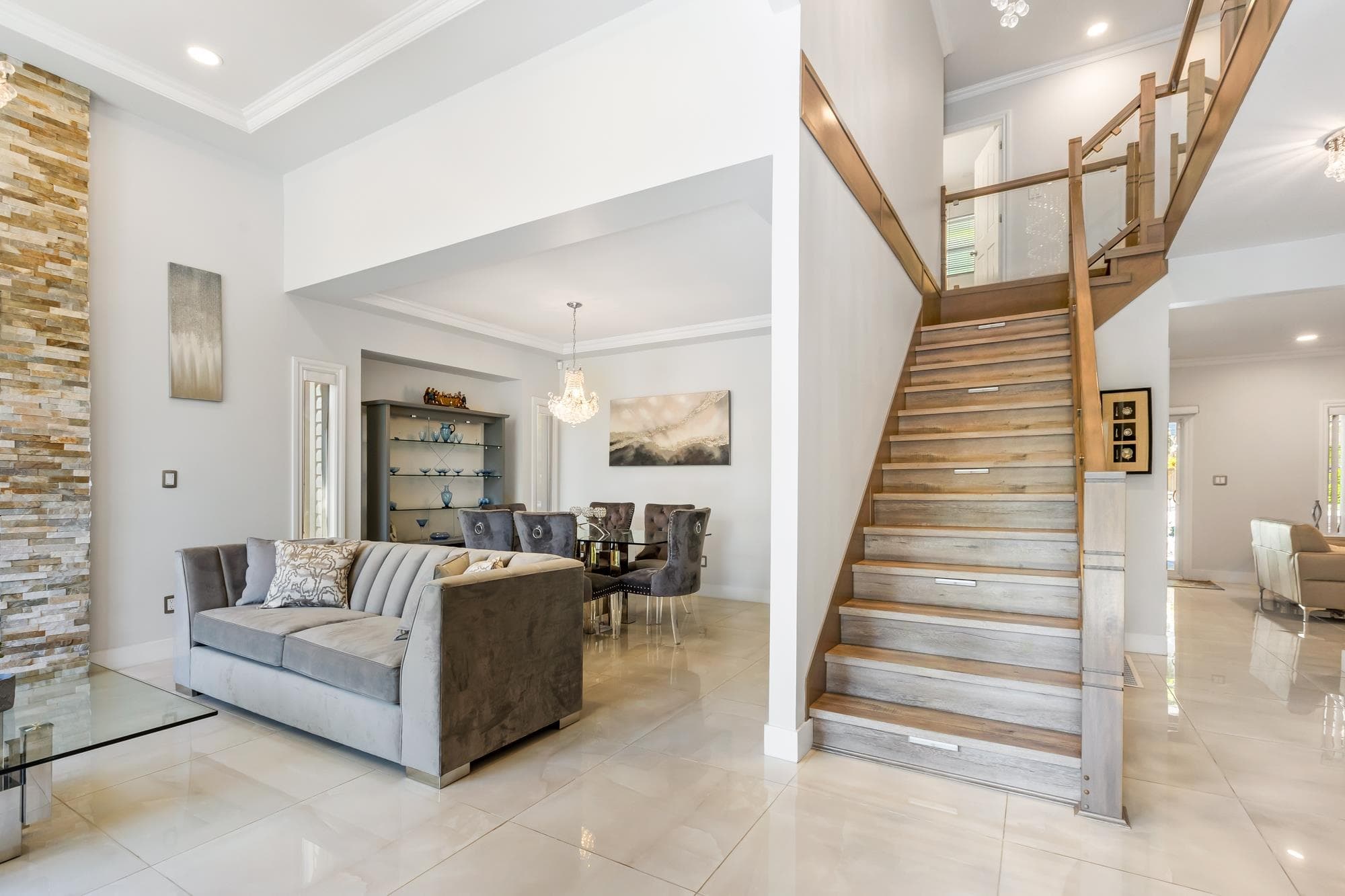 23717 110 Avenue, Maple Ridge, V2W 1E7 — photo 3